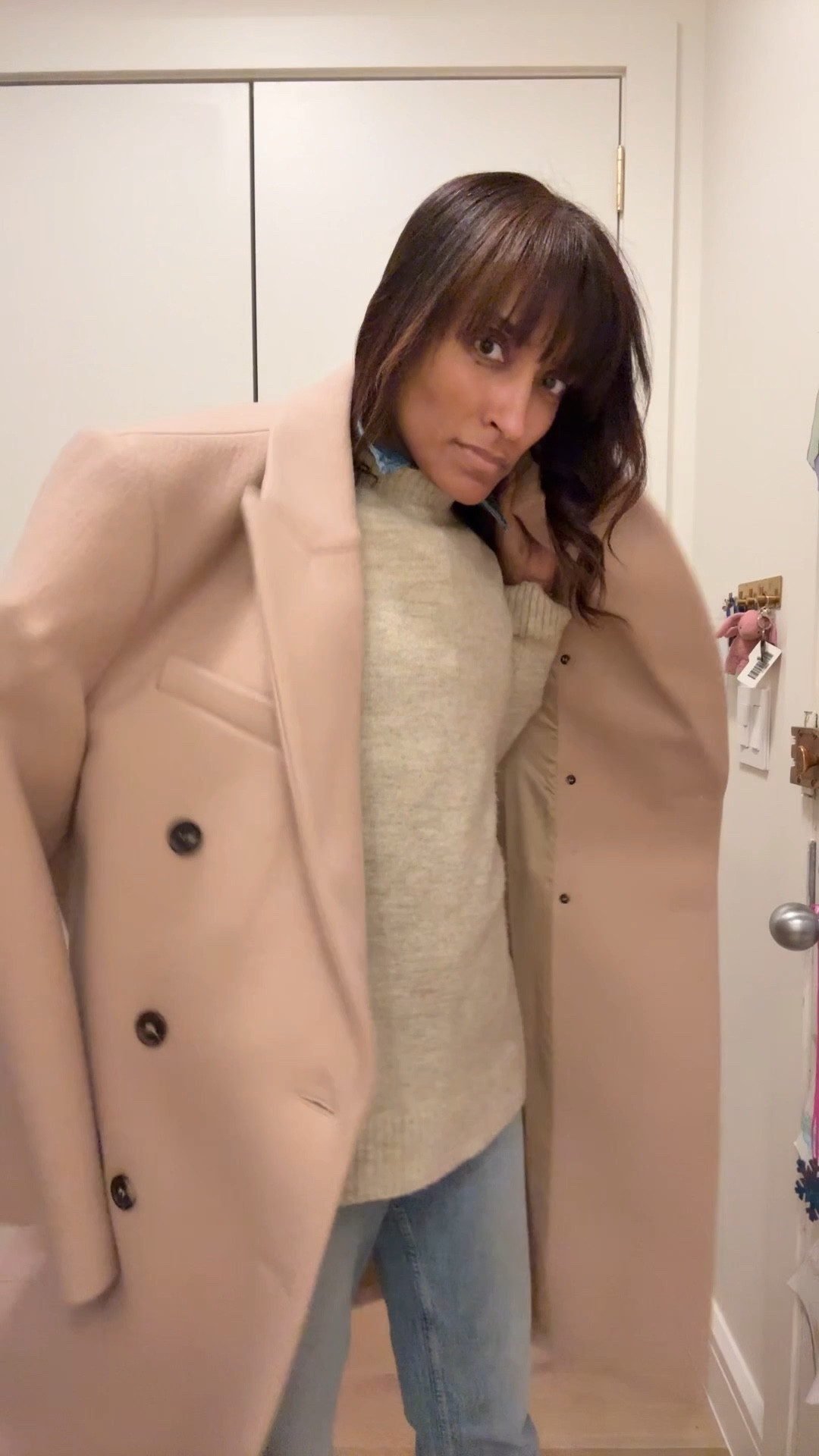 The coat is giving Elizabeth Shue in adventures in babysitting vibes!! 

#LTKOver40 #LTKootd #LTKSeasonal