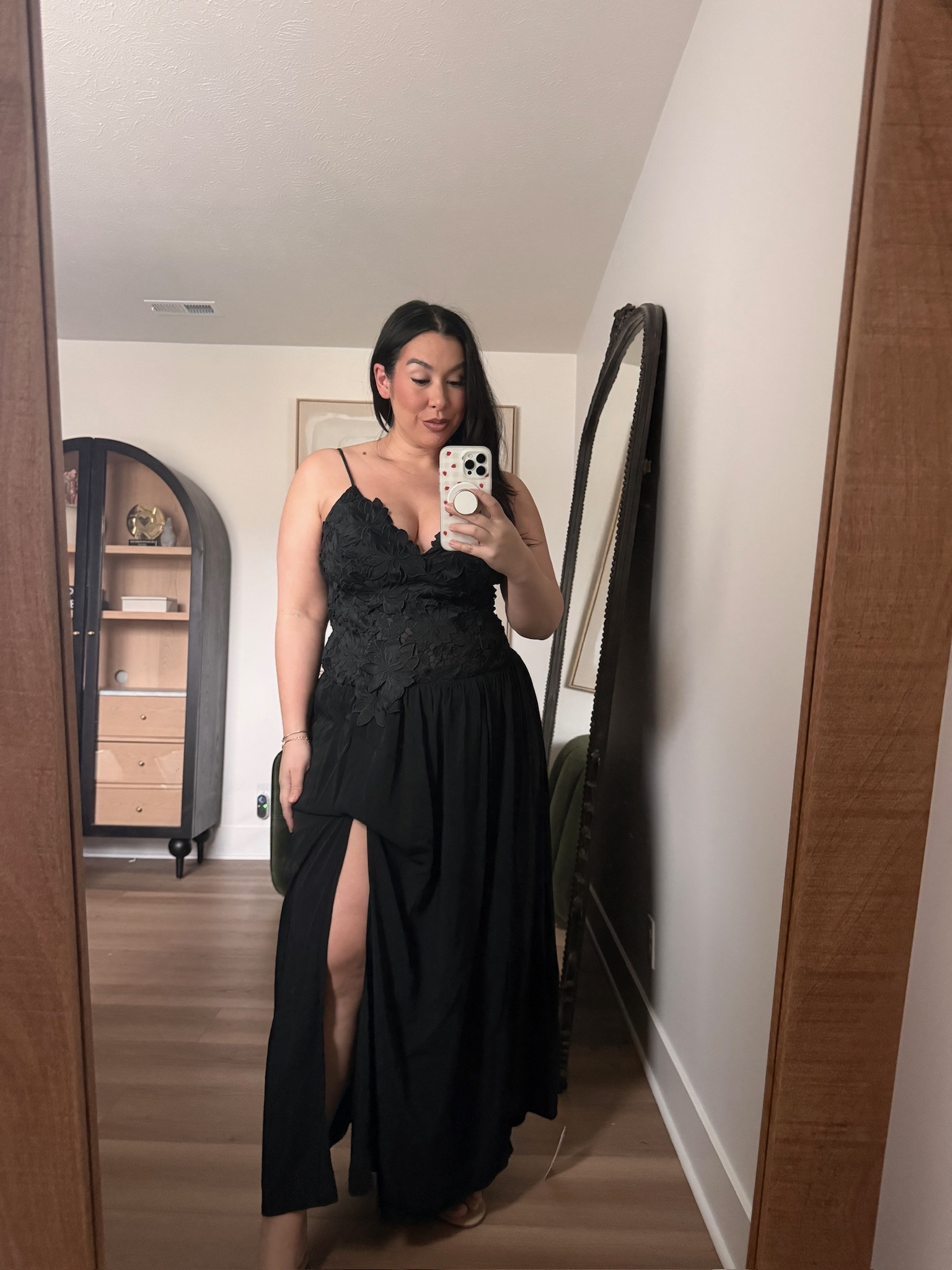 The detailing on this black dress >>> Shop my midsize Abercrombie favorites on sale for 25% off with my exclusive in-app code! 
-
-
-
Abercrombie sale, LTK Spring Sale, Abercrombie midsize, Midsize spring, Midsize spring haul, Midsize sale, Dress, Spring Break Finds, Curvy, Sale, Easter @abercrombie 

#LTKMidsize #LTKSpringSale #LTKSeasonal