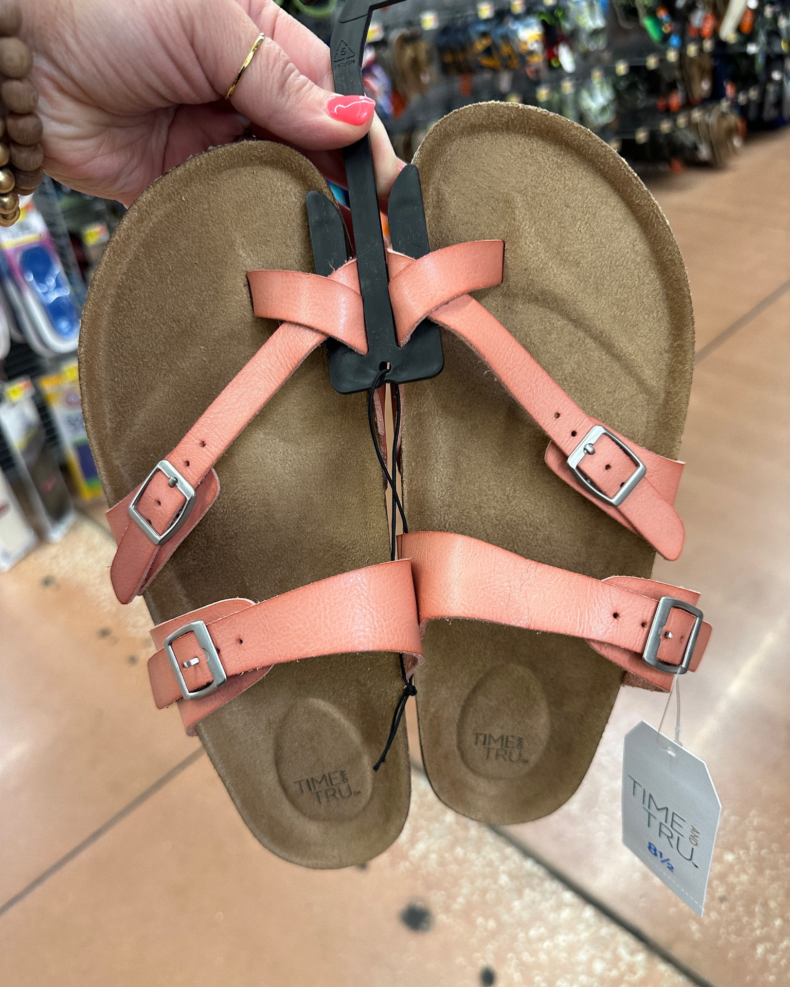 Walmart time and tru flip sale flops