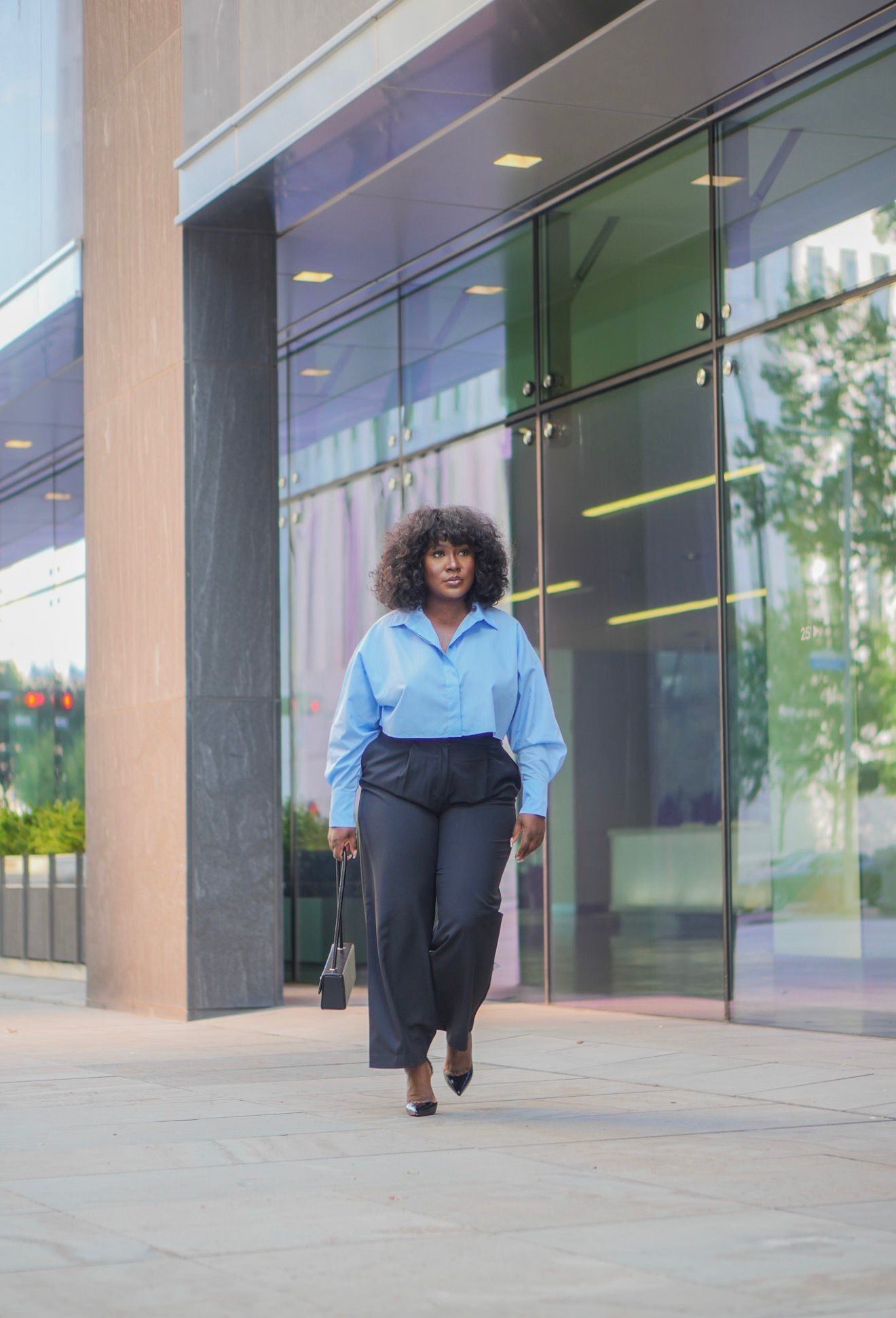 Walking into the day like I already won the meeting. Soft blues, tailored lines, and a little boss energy in every step.


#LTKWorkwear #LTKootd