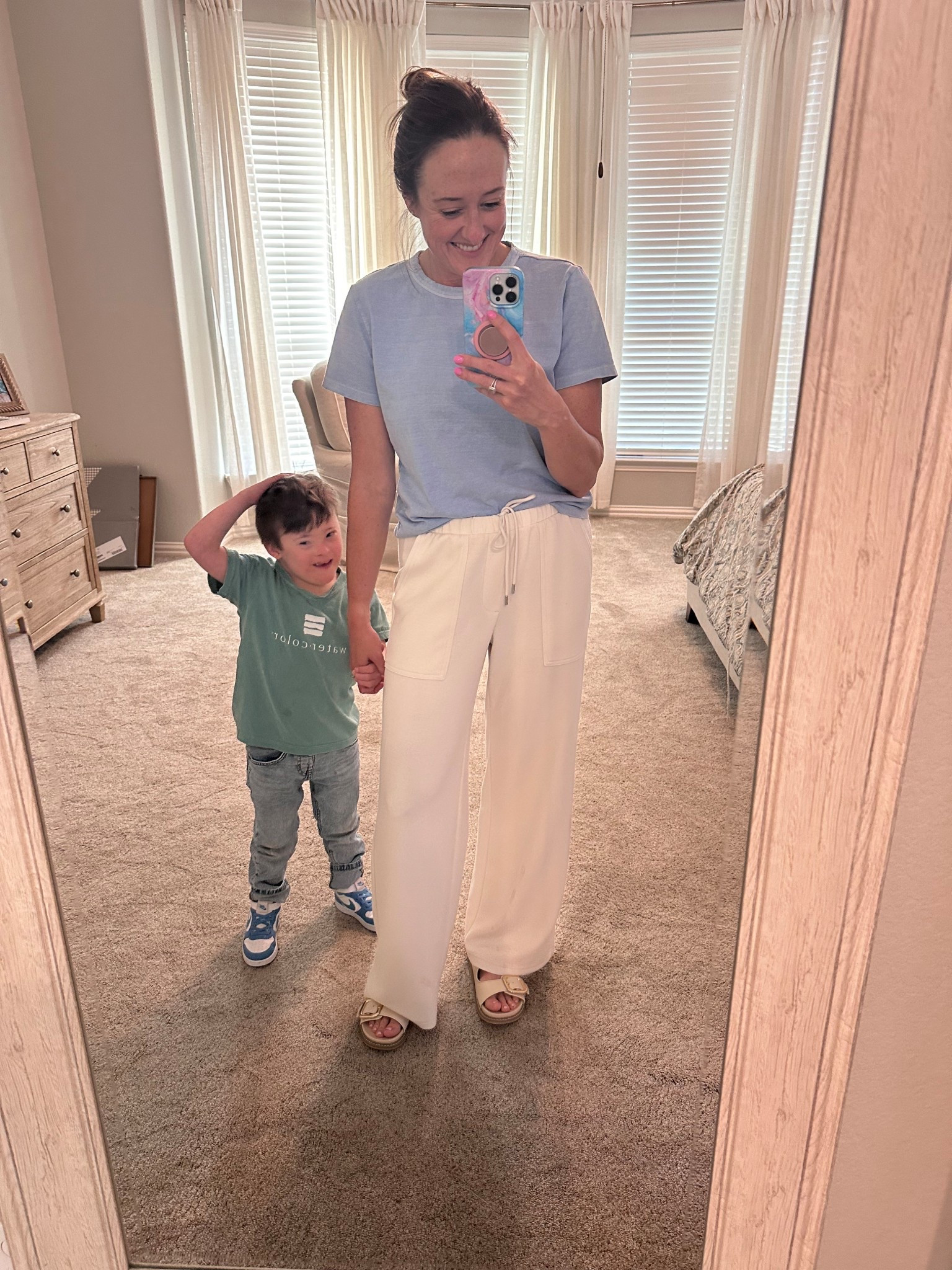 Cozy errands on a Sunday! I got so many compliments on these pants! Run to target and get them! Wearing a medium 

Plus my fav T-shirt for the season and comfy target sandals! Also a medium- sandals size down!

#targetstyle #madewell #casualmomsytle