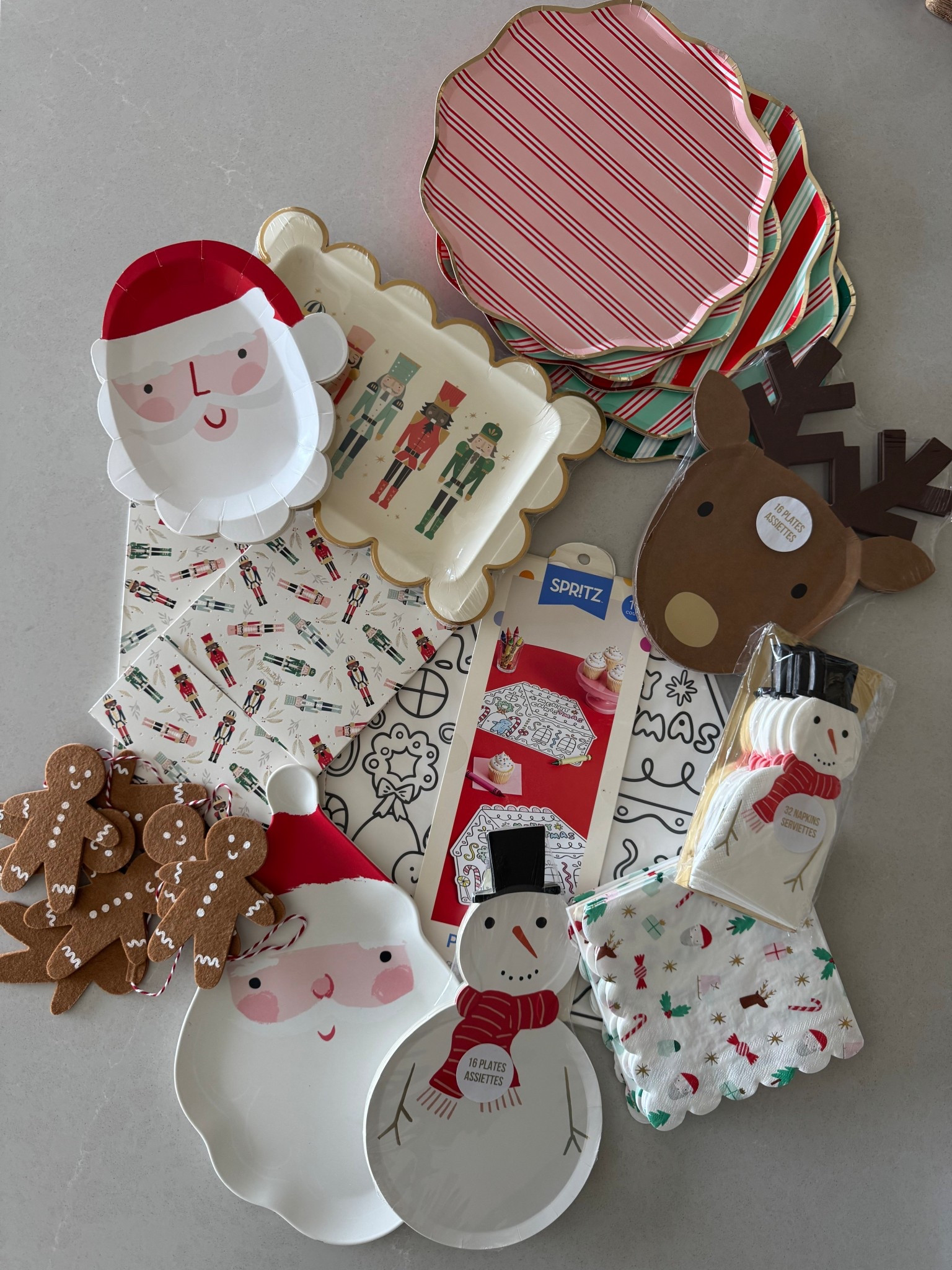 Christmas Plates / Napkins / Decor

#LTKKids #LTKFindsUnder50 #LTKHoliday