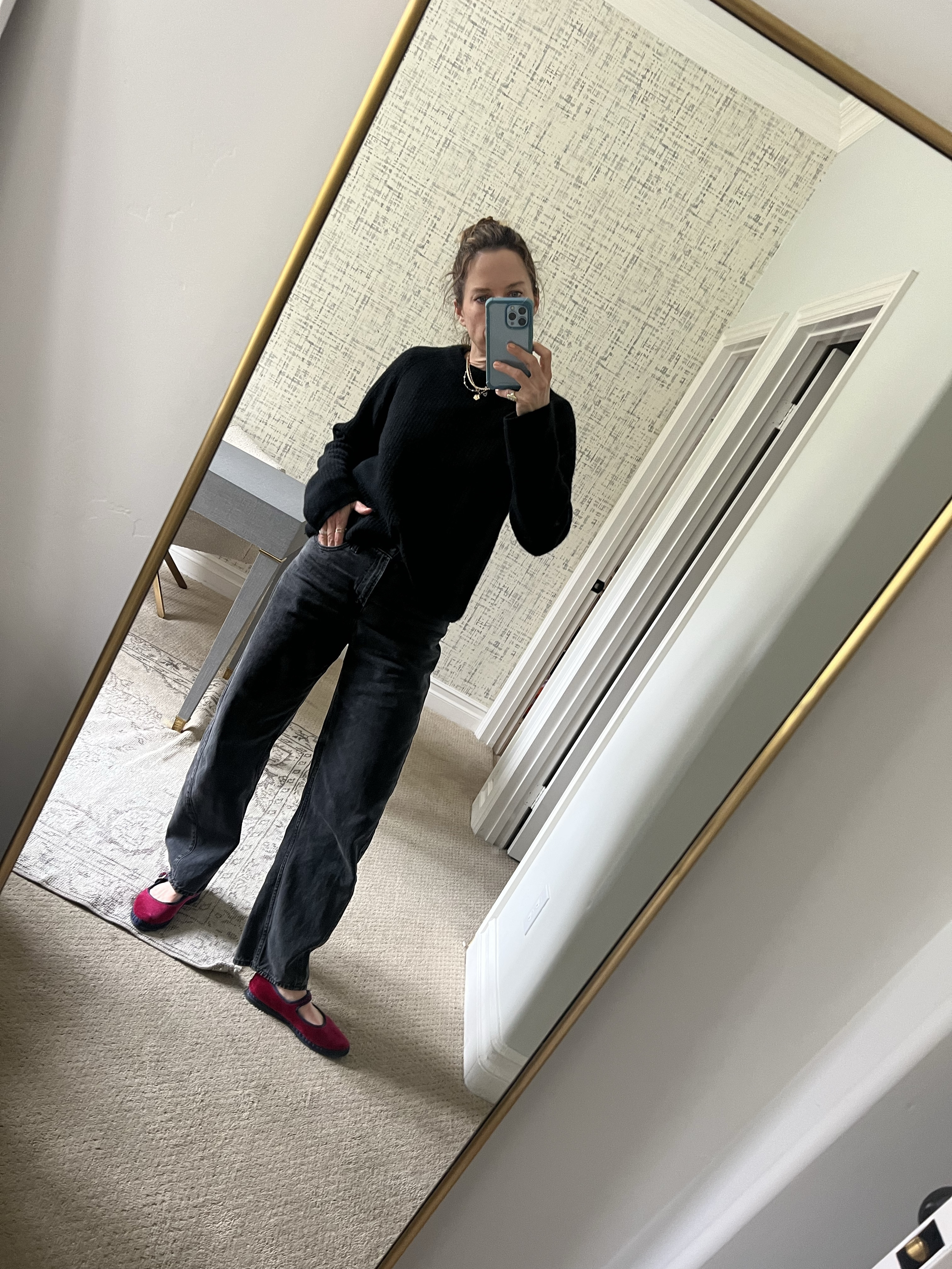 Perfect barrel jeans, mom outfit, perfect jean, Jean style, Jenni Kayne dupe, Jenni Kayne look for less, 100% cashmere, velvet Mary Jane la 

#LTKdayinmylife #LTKmomlife #LTKOver40