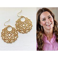 Kate Middleton Gold Filigree Hoop Circle Textured Earrings Replikate Duchess Cambridge | Etsy (US)