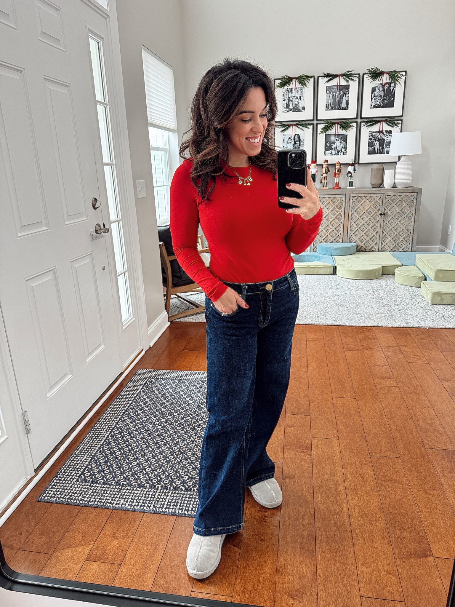 I cannot get enough of these basic long sleeve tees and long sleeve bodysuits from Abercrombie!! ♥️ They’re double layered, so they’re smoothing and not see through. And they wash so well! 

I have so many colors and truly think these are wardrobe essentials for every mom since they’re comfy and can be dressed up and down (jeans, skirts, sweats, you name it). 

I size up to a medium (one size up) since I have a larger chest (34DDD). I just find the larger size to be more comfortable and flattering. If you don’t have that issue, I’d say these are true to size!

Click to shop! 

#LTKmomlife #LTKootd #LTKCyberWeek