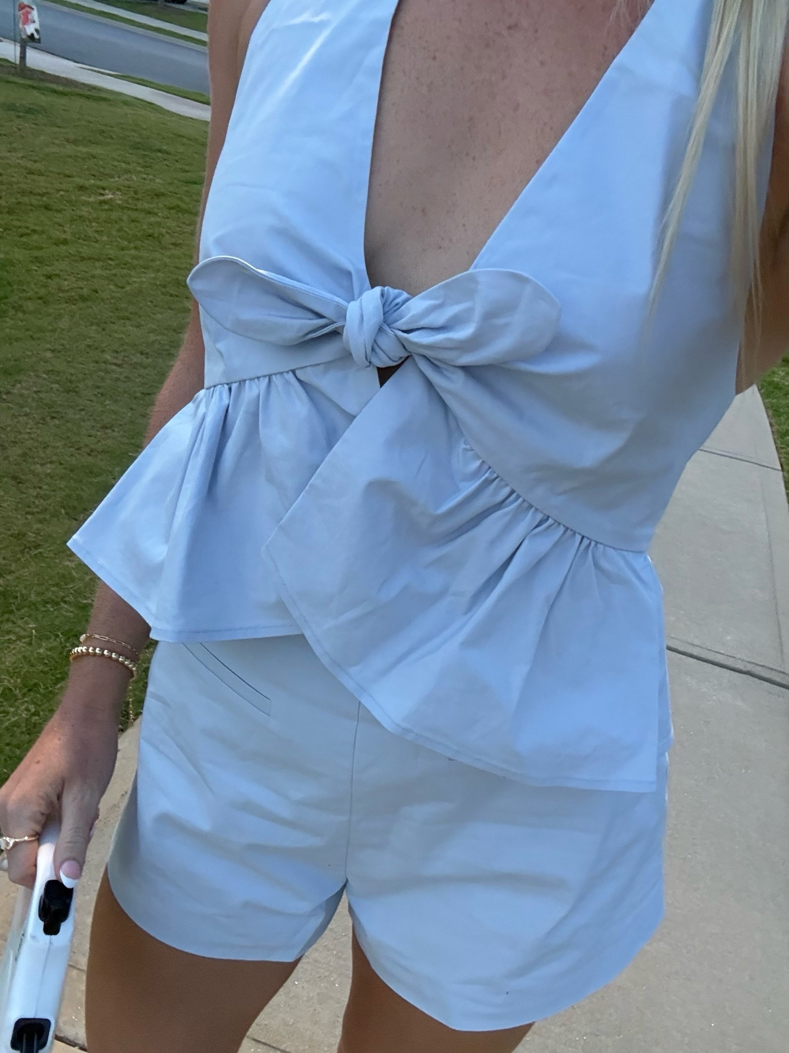 Okay this is new & I love it I feel so classy

#LTKootd #LTKTall #LTKSeasonal