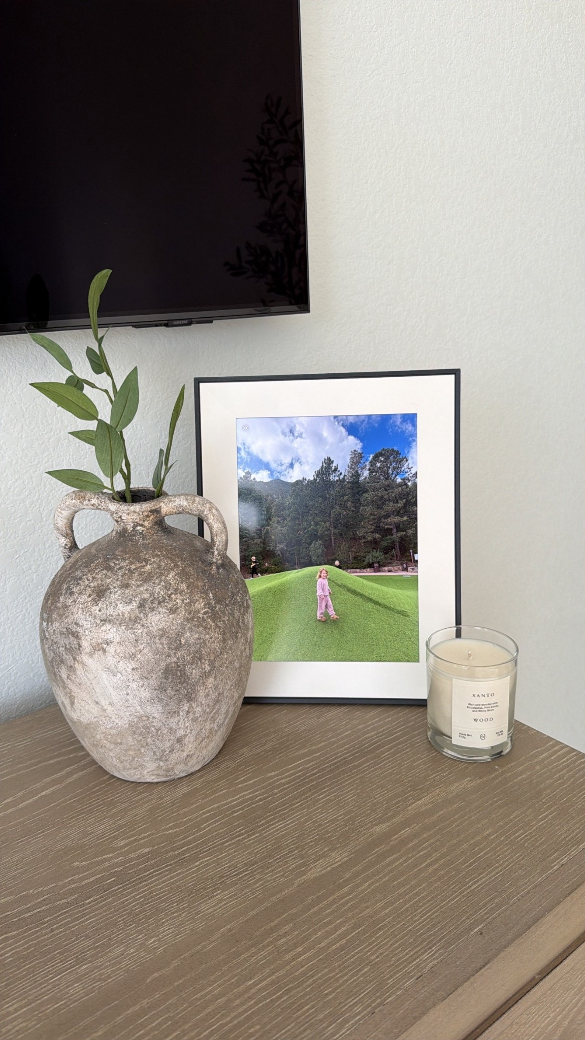 The most perfect gift for ANYONE on your list is $40 off with code ASPEN!! This digital frame plays your Live Photos and videos, smart dims, and is SO easy to add photos too!! It’s one of my favorite things in my home! #myauraframe #ad

#LTKHoliday #LTKGiftGuide