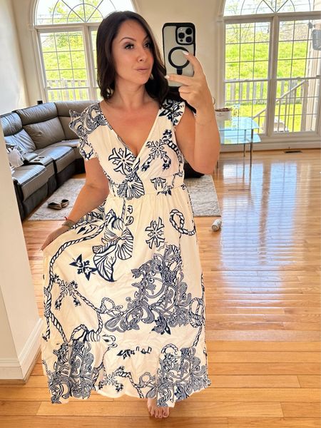 Super original print for a beautiful nautical summer dress! Tagged the same one and also a mini in the same print! 

#LTKparties #LTKstyletip #LTKfindsunder50