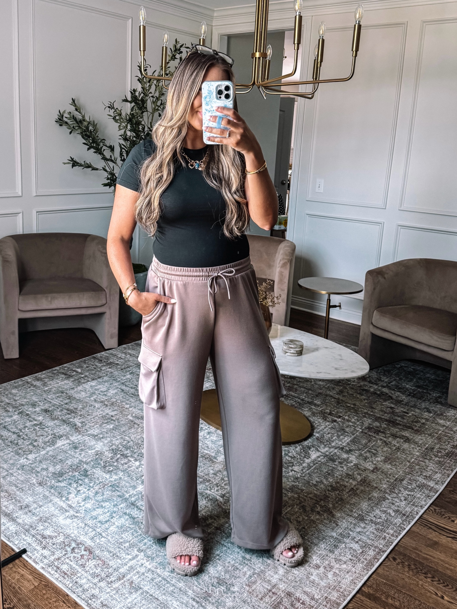 My work from home comfy outfit today is Walmart! The sweatpants are so so comfy and the quality is amazing — I sized up 3 weeks postpartum. My tee is also Walmart and only $10! 



#LTKStyleTip #LTKWorkwear #LTKFindsUnder50