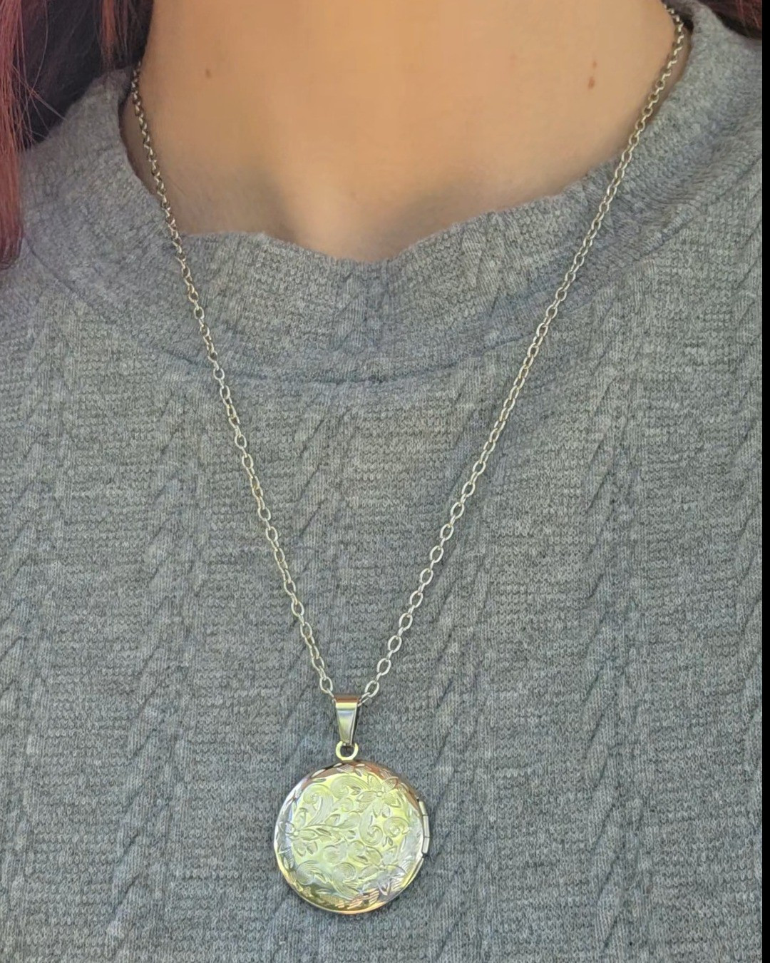 Close to the heart. Styled for every day.This locket is the perfect gift for her. 💖🎁Locket necklace, elegant look, elegant style, stocking stuffer, gifts for her, jewelry, Amazon finds, Amazon jewelry, timeless jewelry, keepsake jewelry, personalized jewelry, gift ideas

#LTKFindsUnder50 #LTKU #LTKGiftGuide