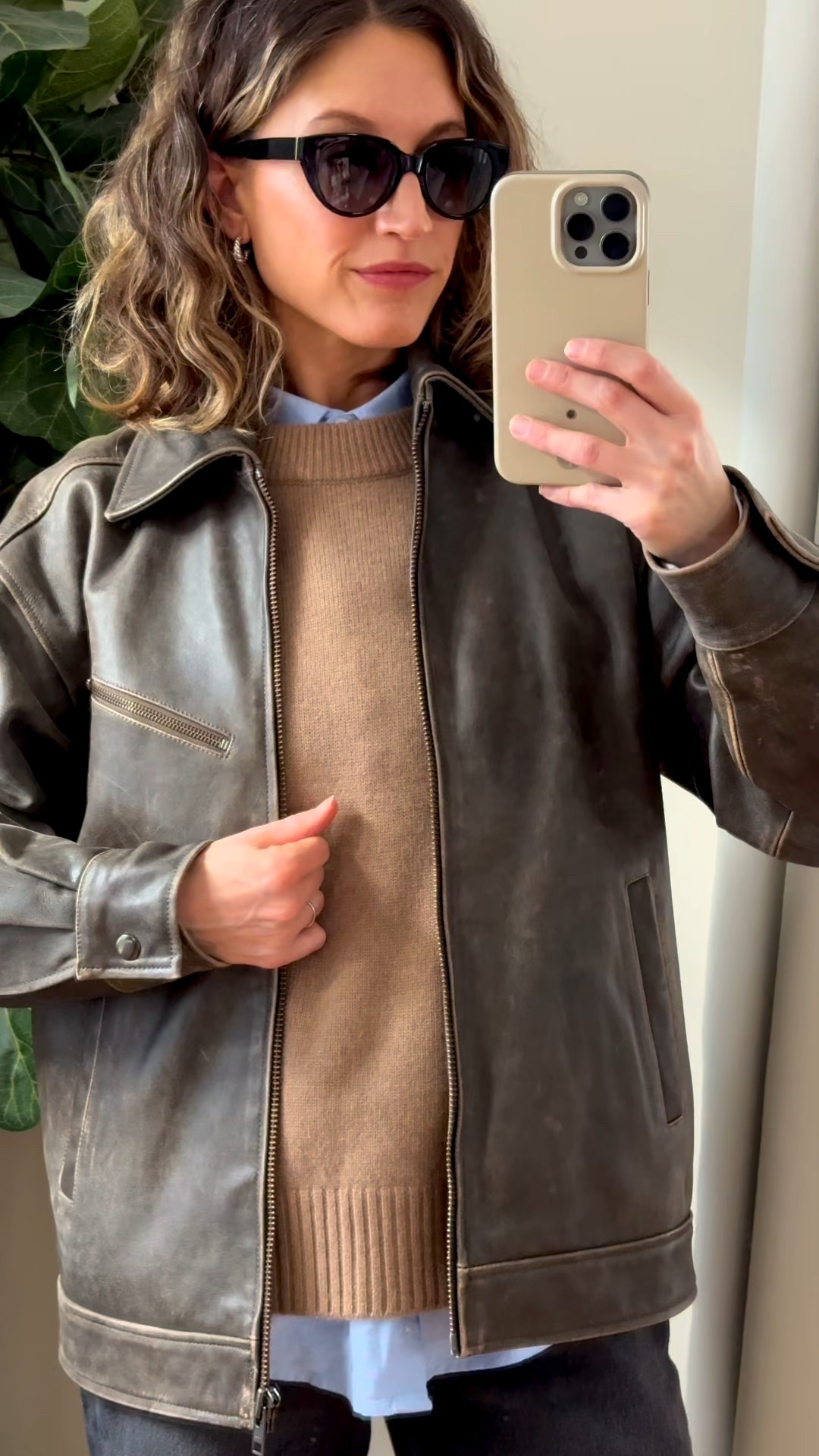 
Casual Cool with @onequince 

Organic Cotton Relaxed Oxford Shirt $39, I sized up

Mongolian Cashmere Oversized Crewneck Sweater $119 - true to size

Curvy Bella Stretch Relaxed Straight Jeans $50 - true to size

Italian Leather Soft Loafer $84 - true to size

100% Leather Oversized Bomber Jacket $250 - true to size

#quincepartner


#LTKPetite #LTKgrwm #LTKOver40