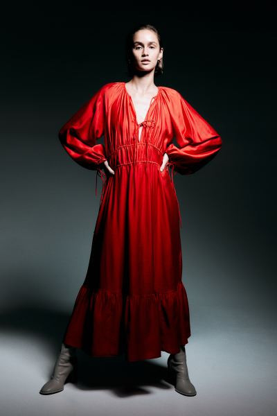 Drawstring-detail Dress - V-neck - Long sleeve - Bright red - Ladies | H&M CA | H&M (US + CA)