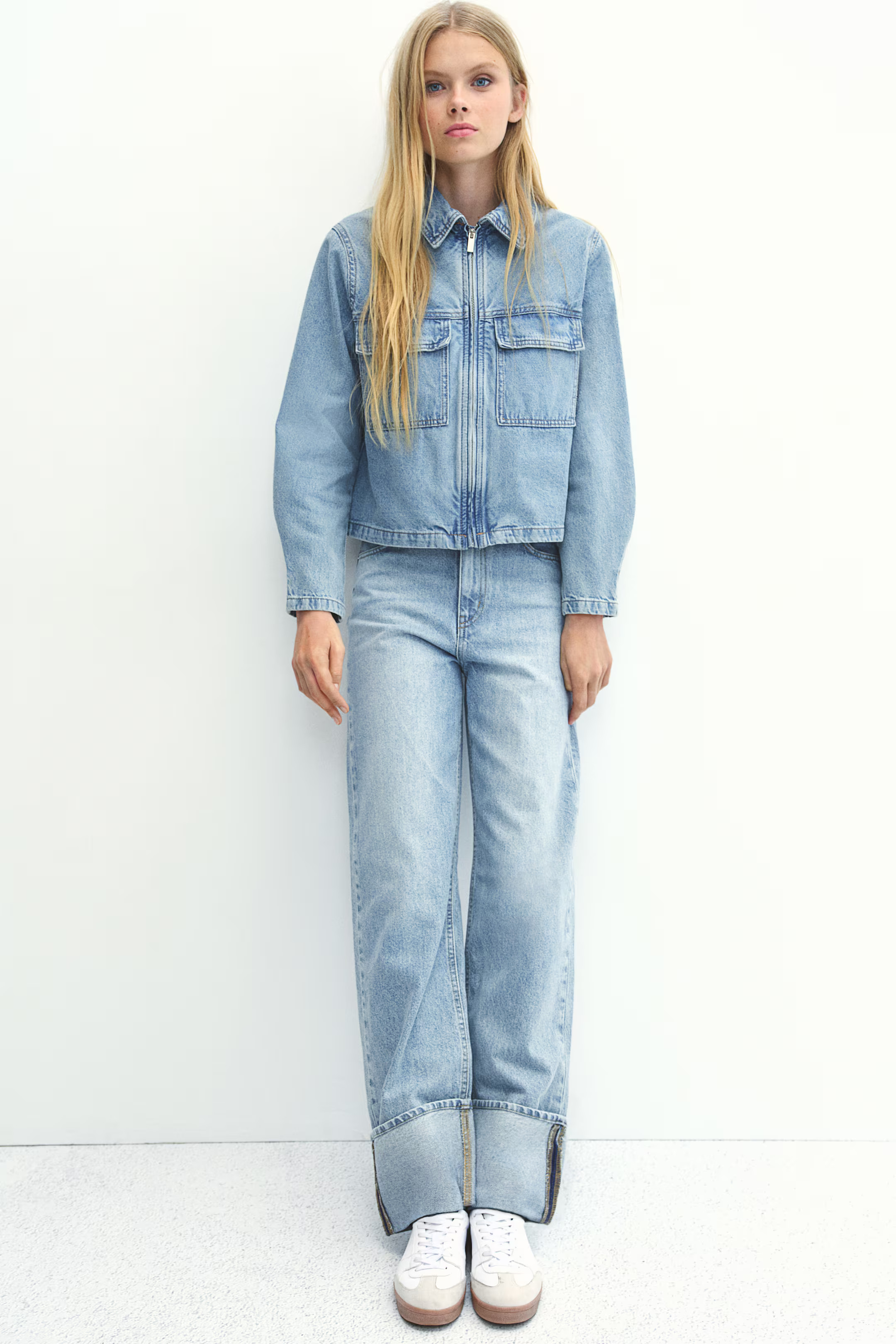 Denim Jacket - Long sleeve - Regular length - Light denim blue - Ladies | H&M US | H&M (US + CA)