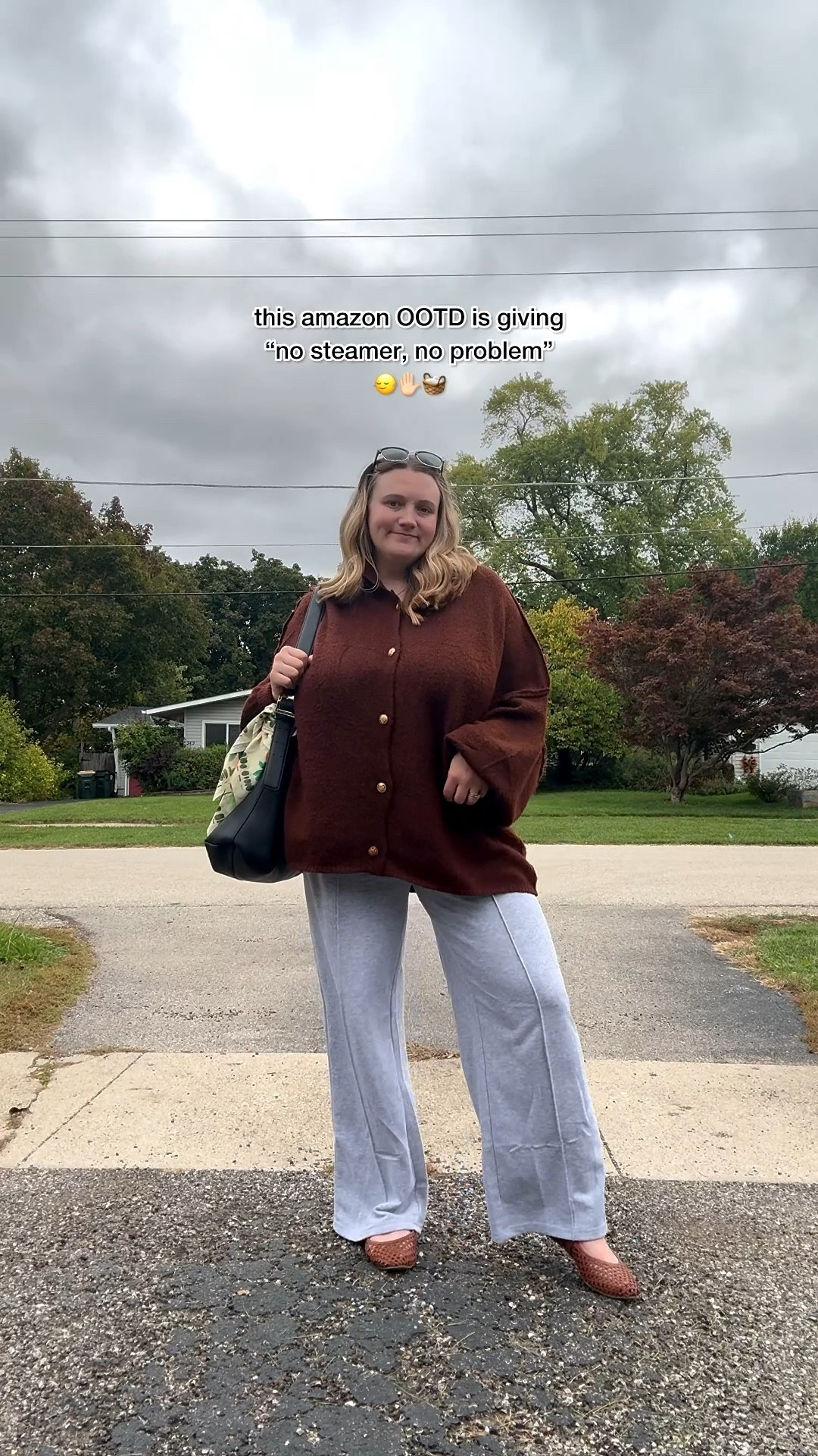 Wrinkled pants and all…survived school pick-up, a million errands, and somehow still feel like I have it together today 🙂‍↔️ Linked this fit on my LTK if you want to shop🎄 Also, serious question…is your Christmas tree up yet?!

#amazonfinds #everydaystyle #momlifeootd #effortlessstyle #affordablefashion #comfyandcute #holidayootd #christmasfashion #busymomstyle #ltkfashion 

#LTKMidsize #LTKootd #LTKSeasonal