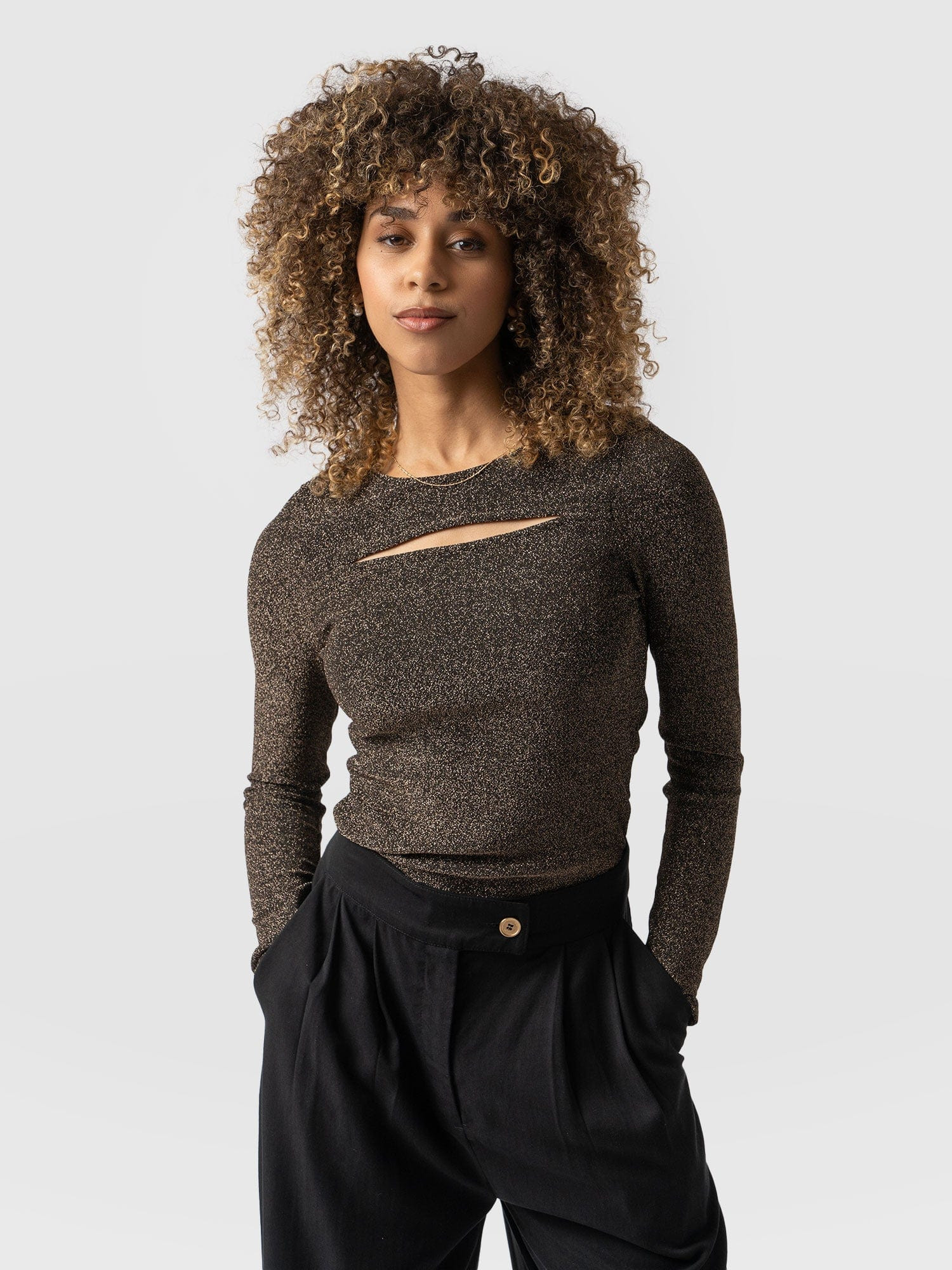 Audre Cut Out Tee - Gold | Saint + Sofia (Global)