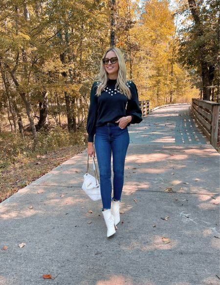 I’m here for the white accessories this FALL 🍁🍁🍂 

PS: This sweater comes in a few colors. I loved it so much I ordered in cream as well. TTS, I’m wearing a Small. It goes perfectly with a white bag and heels! Code MEGAN10 gets you 10% off your full priced order 🙋🏼‍♀️