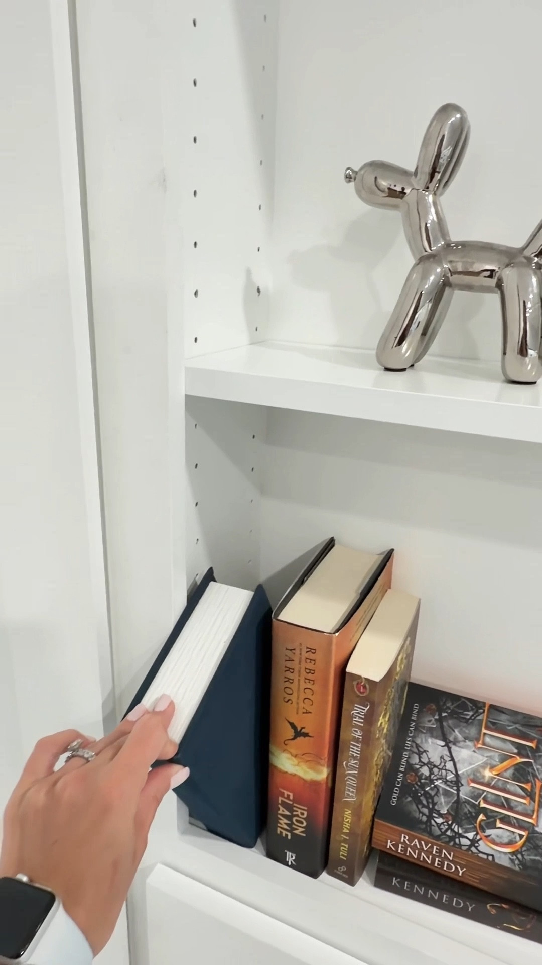 Hidden library 

#LTKHome
