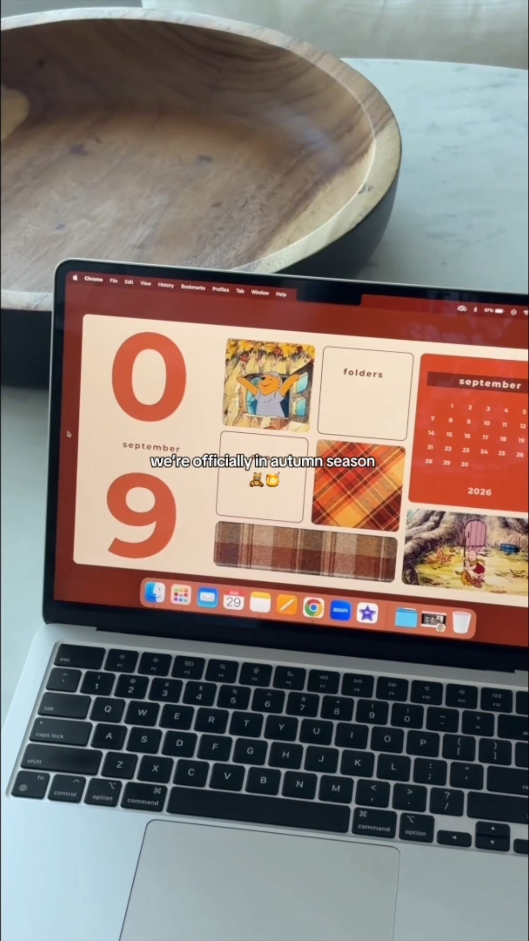 september is here, autumn is officially underway, and my desktop needed a little seasonal refresh 🧸🍯

#LTKmorningroutine #LTKSeasonal #LTKHome