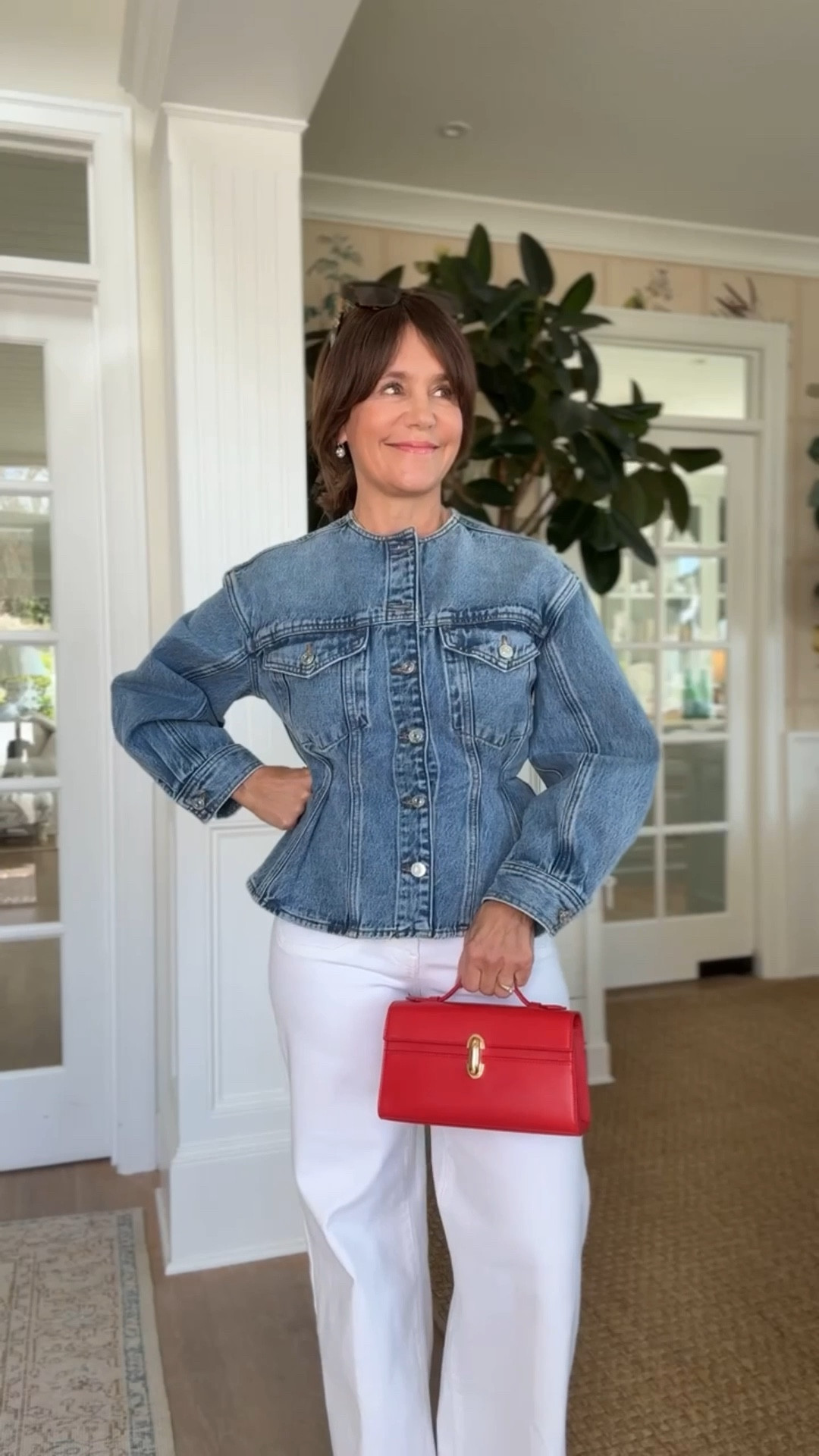 The BEST white jeans for spring and summer! I’ve also been wearing this denim jacket nonstop! The fit is perfect and it’s so flattering! ❤️

#LTKSeasonal #LTKPetite #LTKOver40