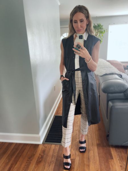 #ootd Work wear with a little flair🤓
This long leather vest is from Max Mara a couple seasons back, unfortunately I could not find anything exact to link, but any long black vest can give the same appeal😎 

Cheers friends, the weekend is almost here✌🏻


#LTKshoecrush #LTKsalealert #LTKworkwear