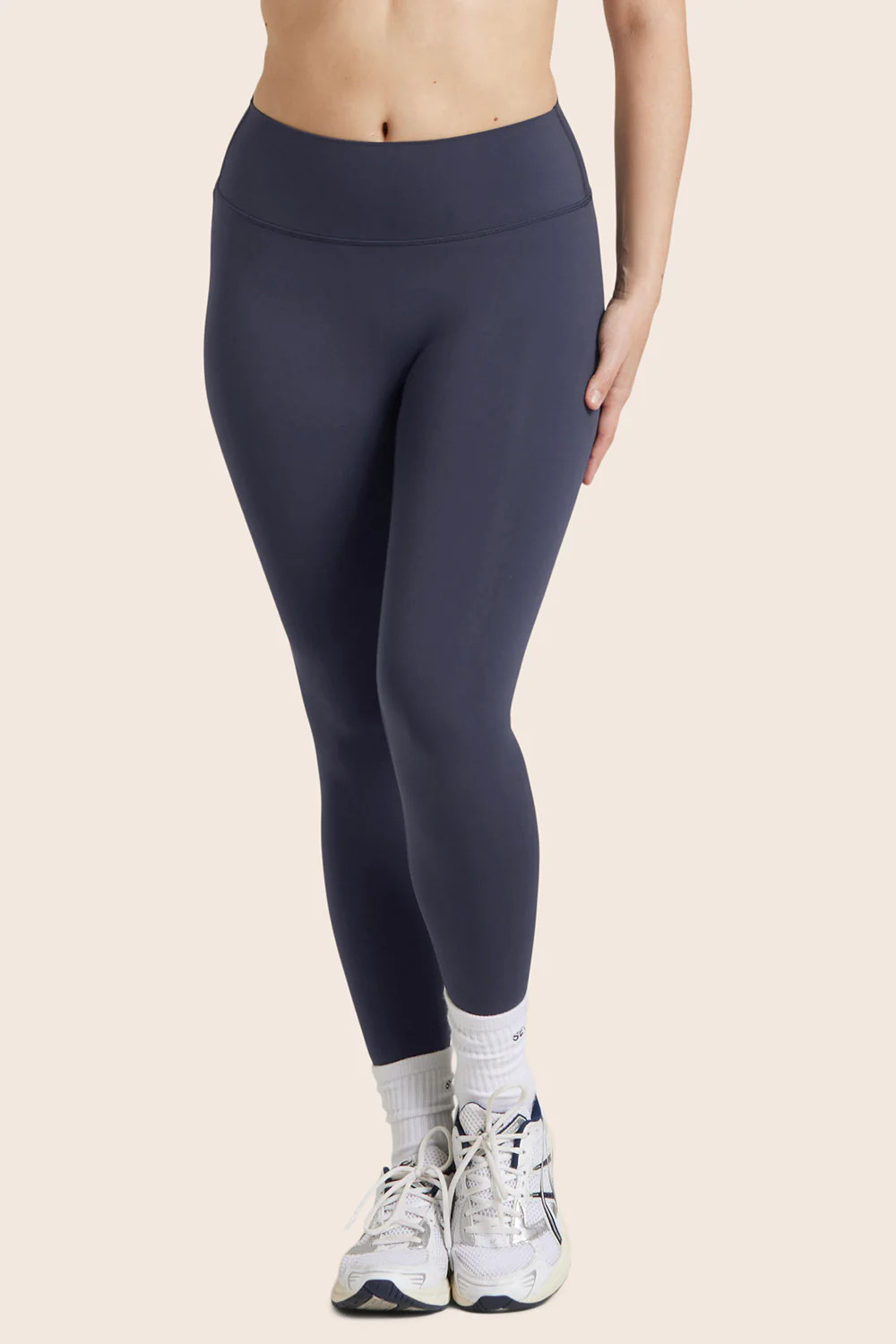 AIRLUXE™ BREATHE MID-RISE LEGGINGS - SPADES | SET Active