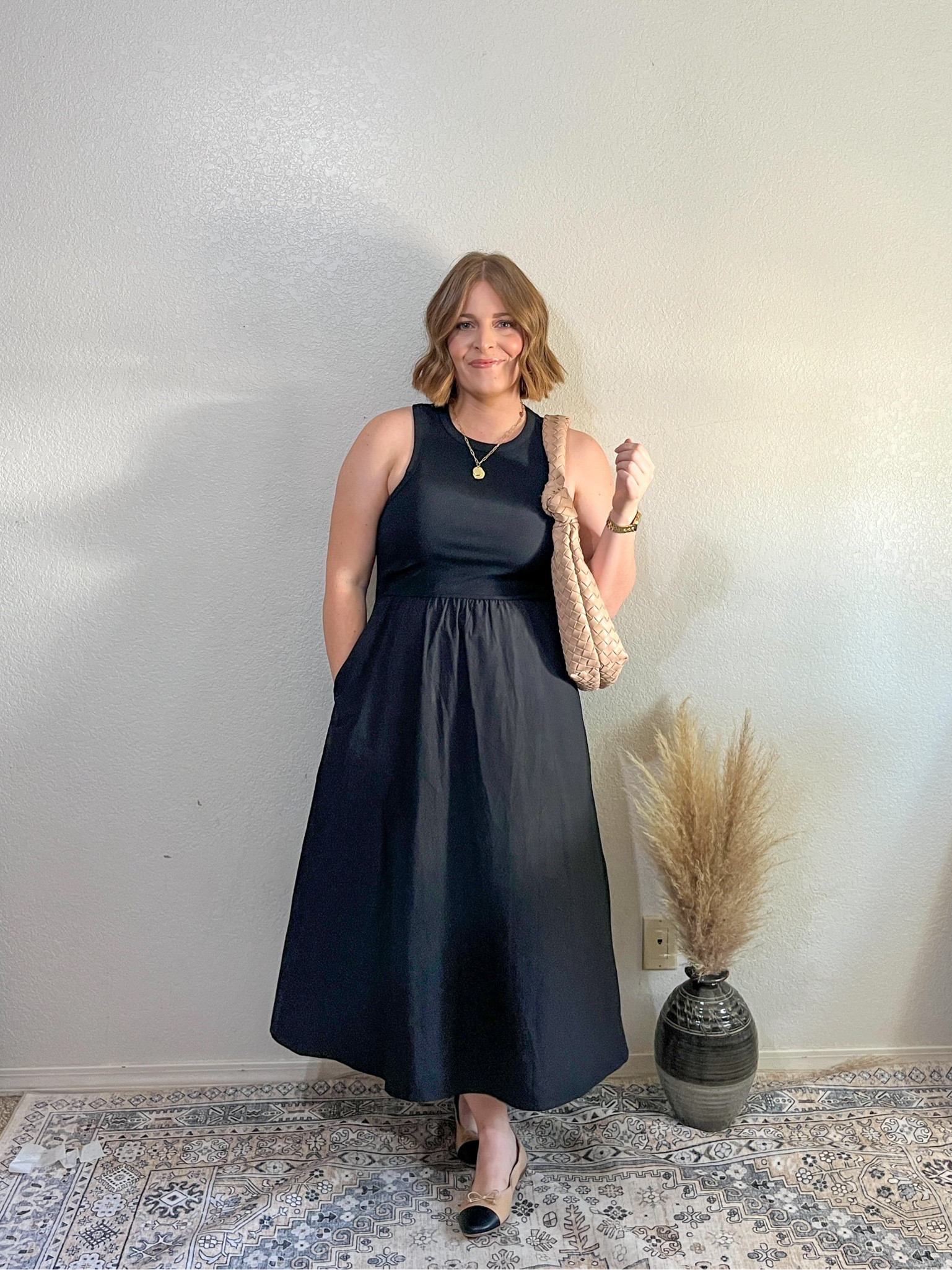 Styling ballet flats with a dress// perfect way to bring your dresses into Fall!

Wearing L in dress (tts)

#LTKShoeCrush #LTKStyleTip #LTKFindsUnder50