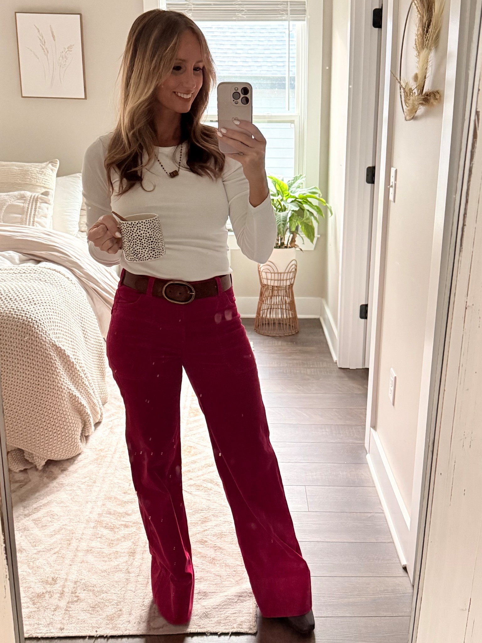 OOTD for a business casual office

These pants are on sale!!


#LTKSaleAlert #LTKSeasonal #LTKWorkwear