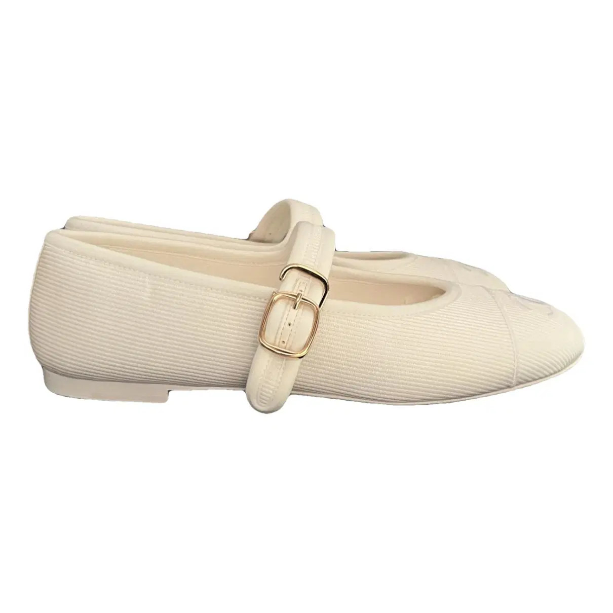 Cloth flats Chanel White size 35.5 EU in Cloth - 43124286 | Vestiaire Collective (Global)