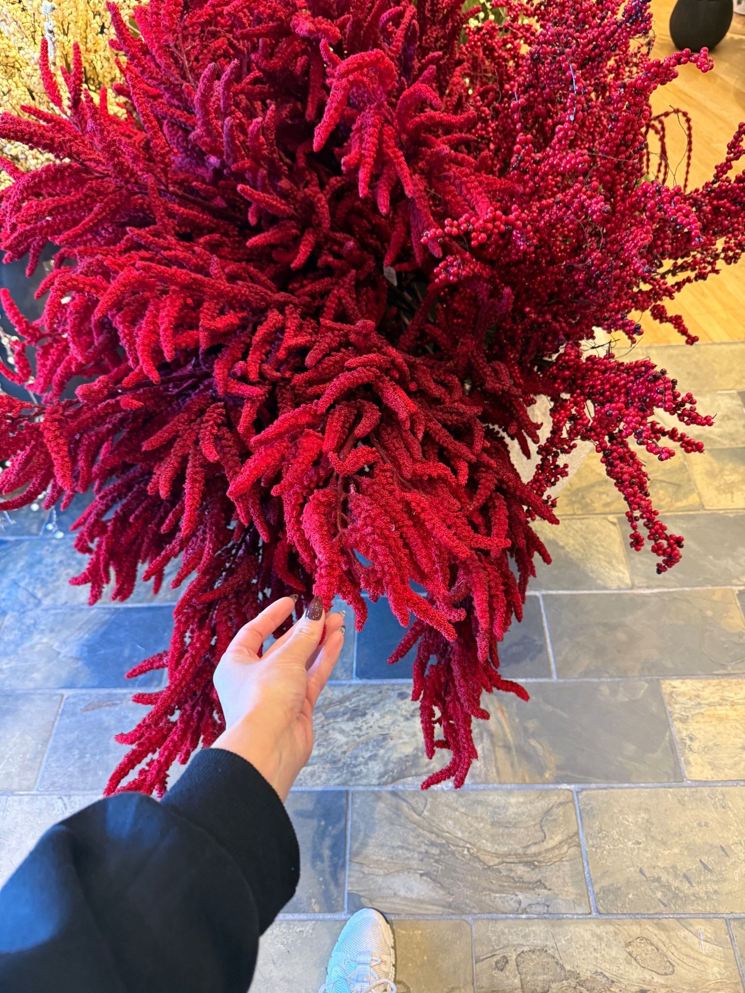 Stunning faux stems for the holidays. Linking some of my favorites from this year and last year.

#LTKHome #LTKStyleTip #LTKHoliday