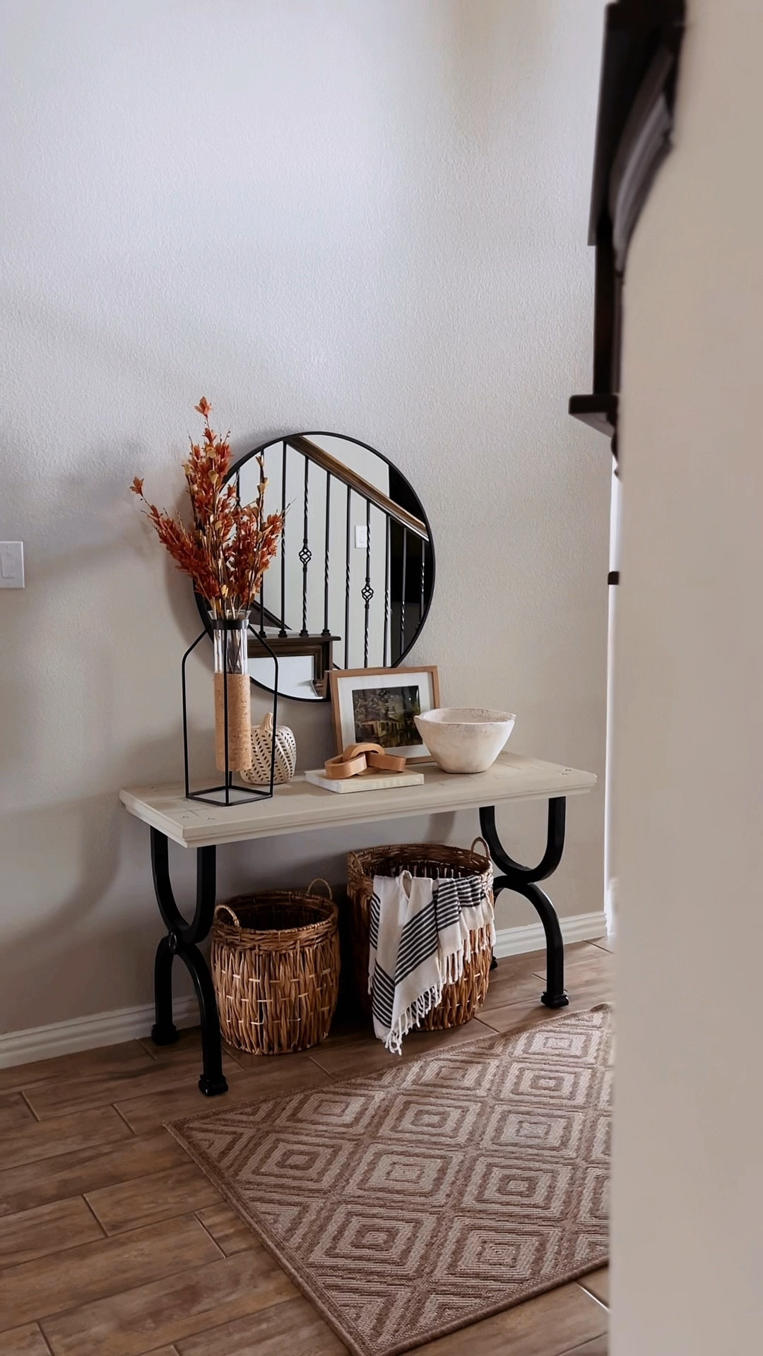 Goodbye Autumn 🍁 Adiós al Otoño 🍂🍁 

#falldecor
#falldecorations
#autumn

#LTKSeasonal #LTKHome #LTKVideo