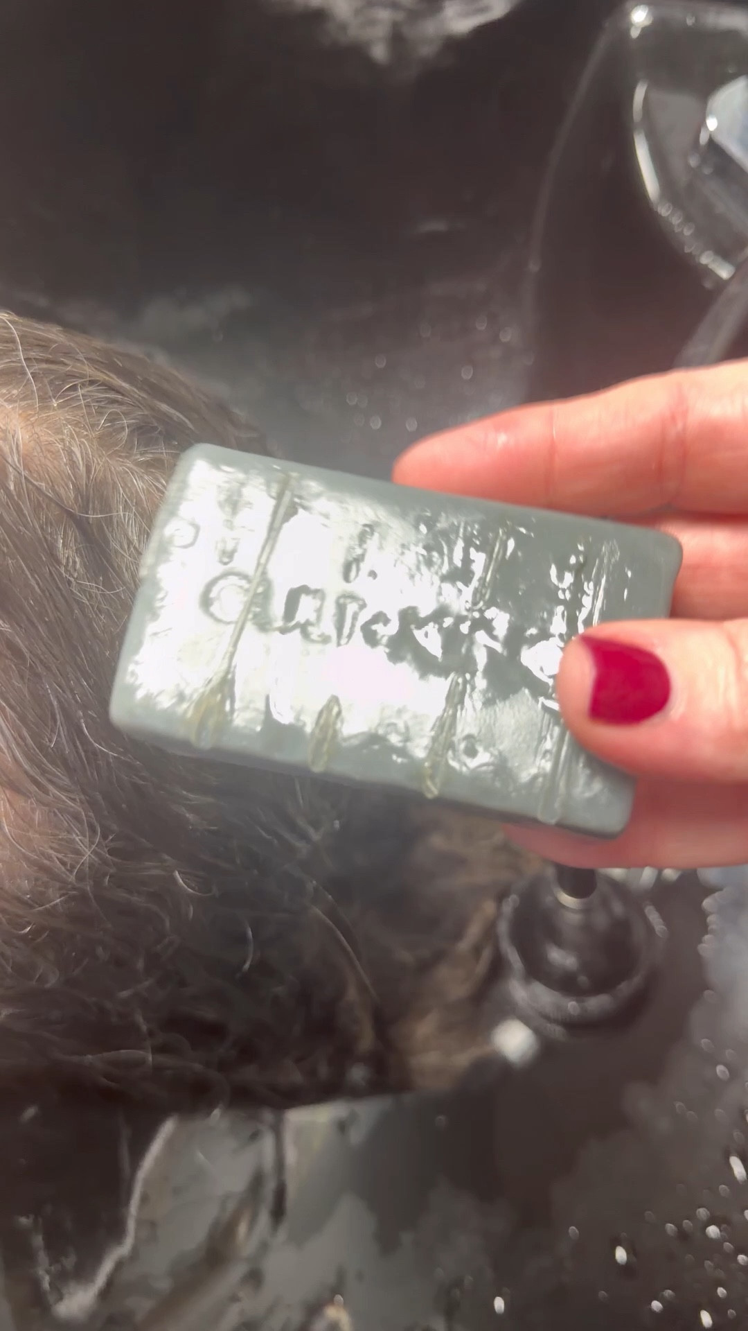 8 DAYS of curls? 🤯 Yes, you read that right.
Whitney’s results speak for themselves. We went all-in with @cultandking to see just how far these curls could go, and the health + definition survived the entire week.
In this video, I’m breaking down the exact layering technique to:
• Boost long-term hair health
• Lock in moisture without the crunch
• Get results that actually LAST

✨Products used: ✨

WASH All-in-one Bar- WASH gently cleanses the scalp without stripping natural moisture thanks to its super-fatted, cold-processed formula, leaving hair softer and supporting a healthier scalp. 💧

Cult+King Superwater - a very light, nutrient packed moisturizer and toner for hair and skin. Protects, prepares, balances, and preps hair and skin. 💫

Cult+King Jelly- a pink salt Himalayan texture product that gives curls a little extra amazingness. 💕

Cult+King Multiverse- Multiverse helps strengthen curls with green pea peptides while adding shine, frizz control, and flexible hold for defined, touchable curl sets. ✨

Cult+King Set Spray- a workable hairspray with touchable hold and includes antioxidants that enhance shine. 🩷

Which @cultandking product is your holy grail?

Shop Cult+King here:
https://cultandking.com/ref/undeniablylenora

@cultandking #cultandking #curlyhairroutine #8dayhair #curlyhairtips #hairhealth #sustainablebeauty


#LTKBeauty #LTKselfcare