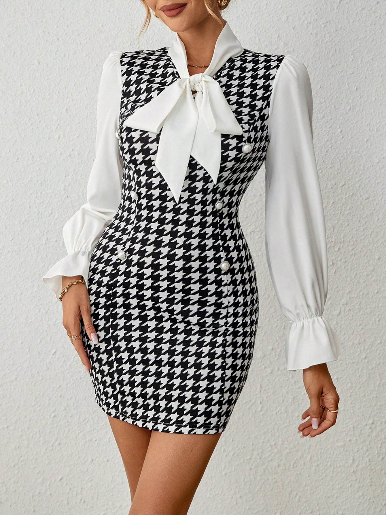 SHEIN Privé Houndstooth Print Tie Neck Flare Sleeve Bodycon Dress | SHEIN