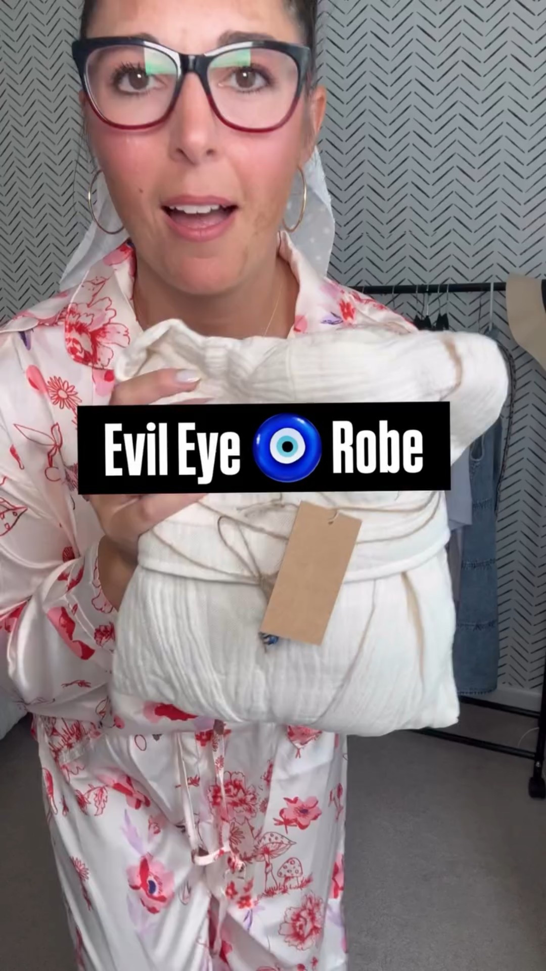 Evil eye 🧿 robe!!! I’m in love. 
And I’m here for all the evil eye things 😂
🩷

#fashionblogger #style #fashion #explore #ootd #womensfashion #amazon #amazonfinds #amazonlooks #pajamas #selfcare #relax #reel #explore #explorepage✨ #reelinstagram❤️

#LTKStyleTip #LTKGiftGuide #LTKFindsUnder50