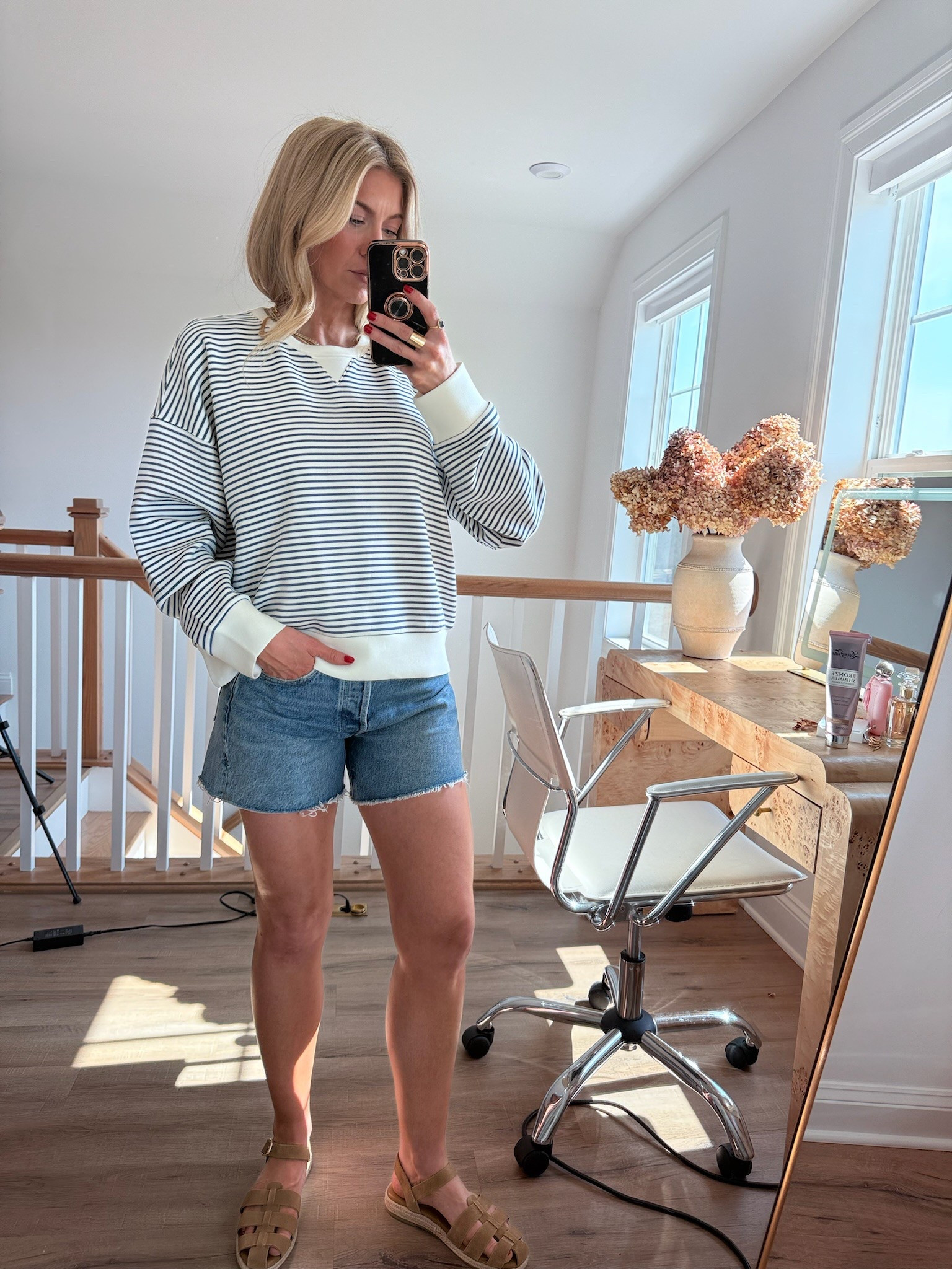Sweatshirt + denim shorts! 

#LTKBeauty #LTKSeasonal #LTKStyleTip