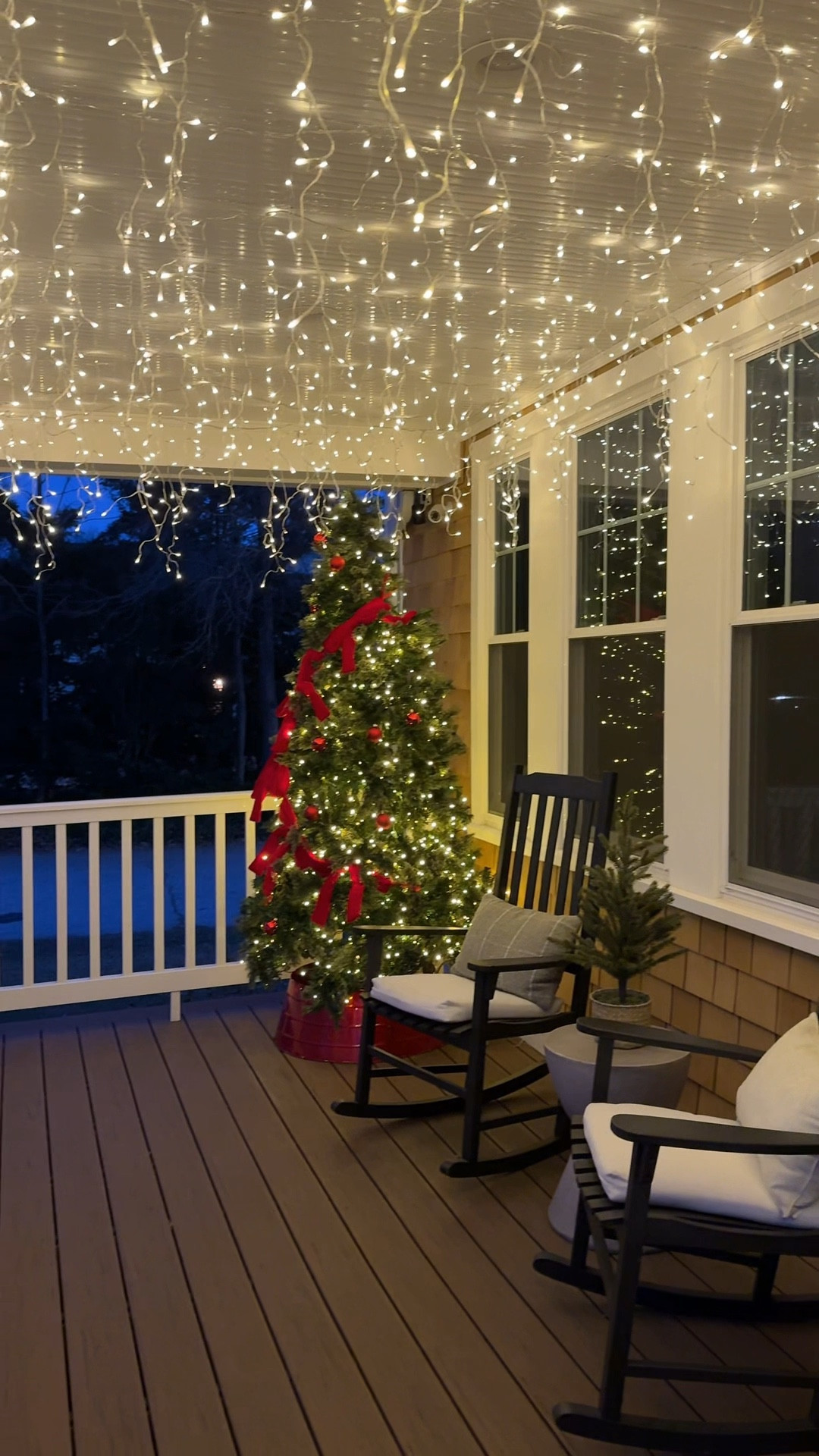 All of the lights to make my porch sparkle ✨

#LTKSeasonal #LTKHoliday #LTKHome