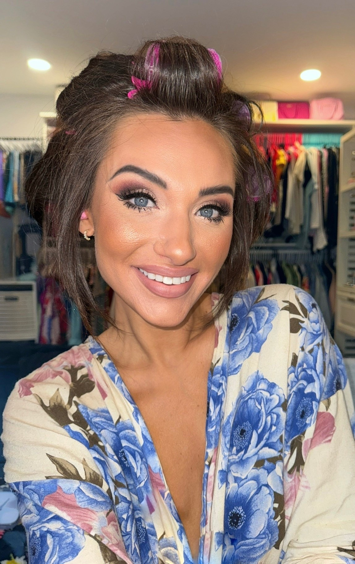 Rounding up my current makeup favorites! Eyeshadow, primer, foundation, concealer and lashes, all in one spot! 

- skincare
- makeup routine 
- false lashes
- everyday makeup

#LTKBeauty #LTKgrwm #LTKWedding