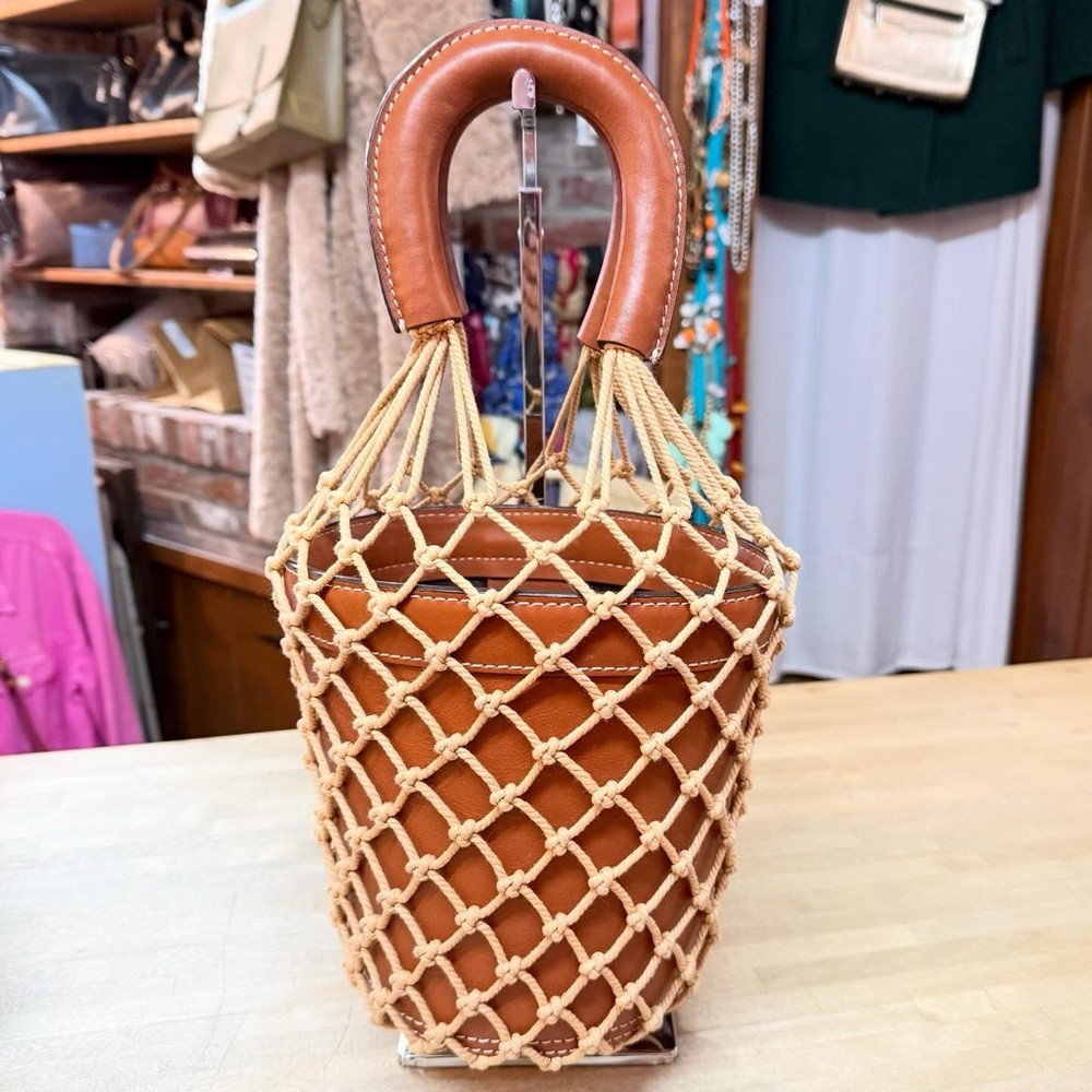 STAUD Moreau Leather Bucket Bag | Poshmark