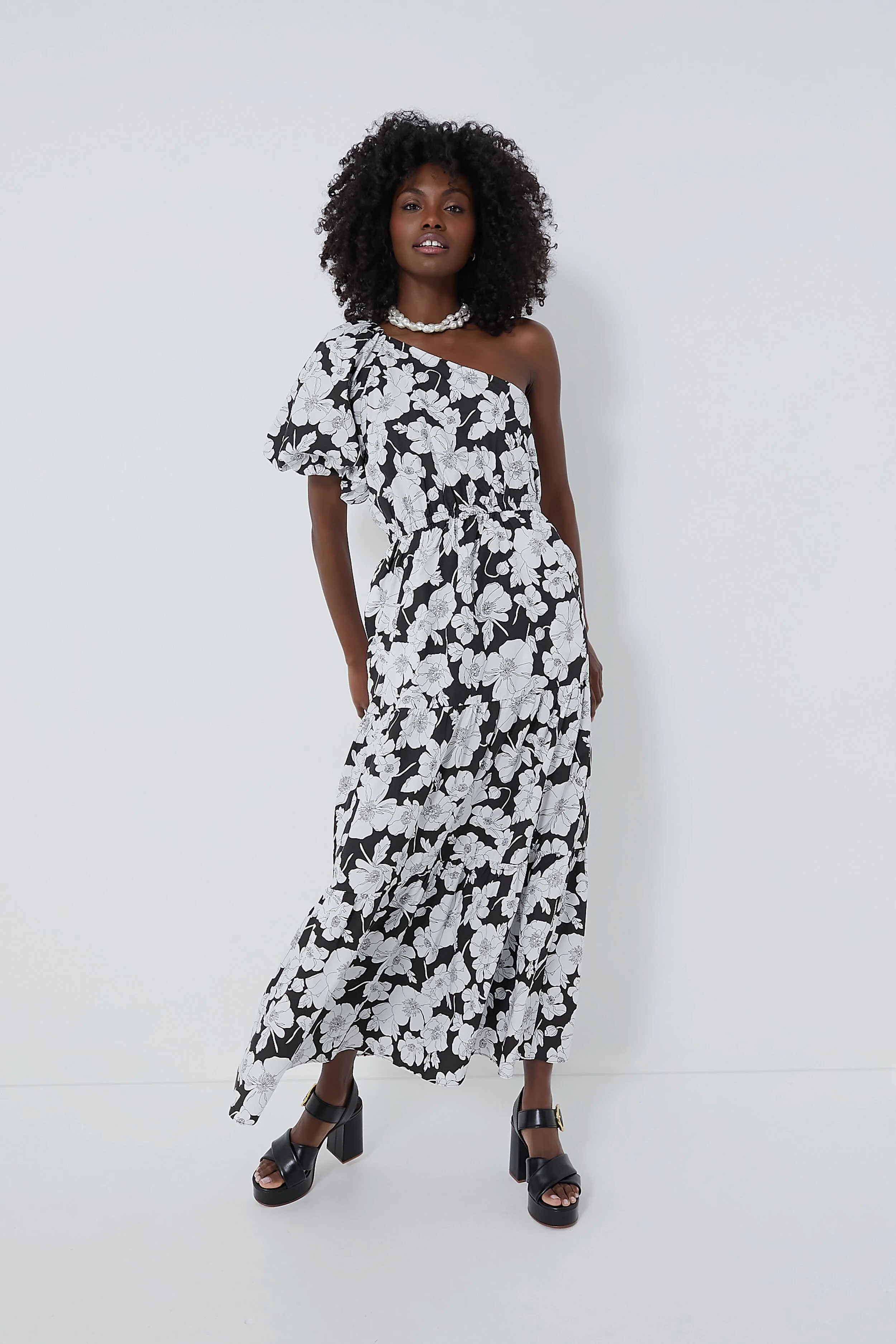 Black & White Floral One Shoulder Maureen Maxi Dress | Tuckernuck (US)