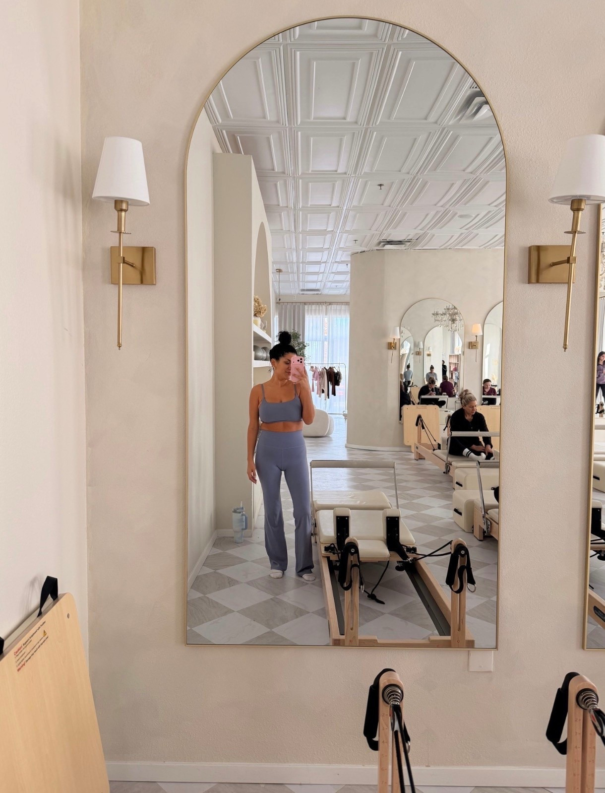 Feeling calm, moving strong 🫶🏼

#oldnavy #set #pilates

#LTKfitnessgoals #LTKdayinmylife #LTKootd