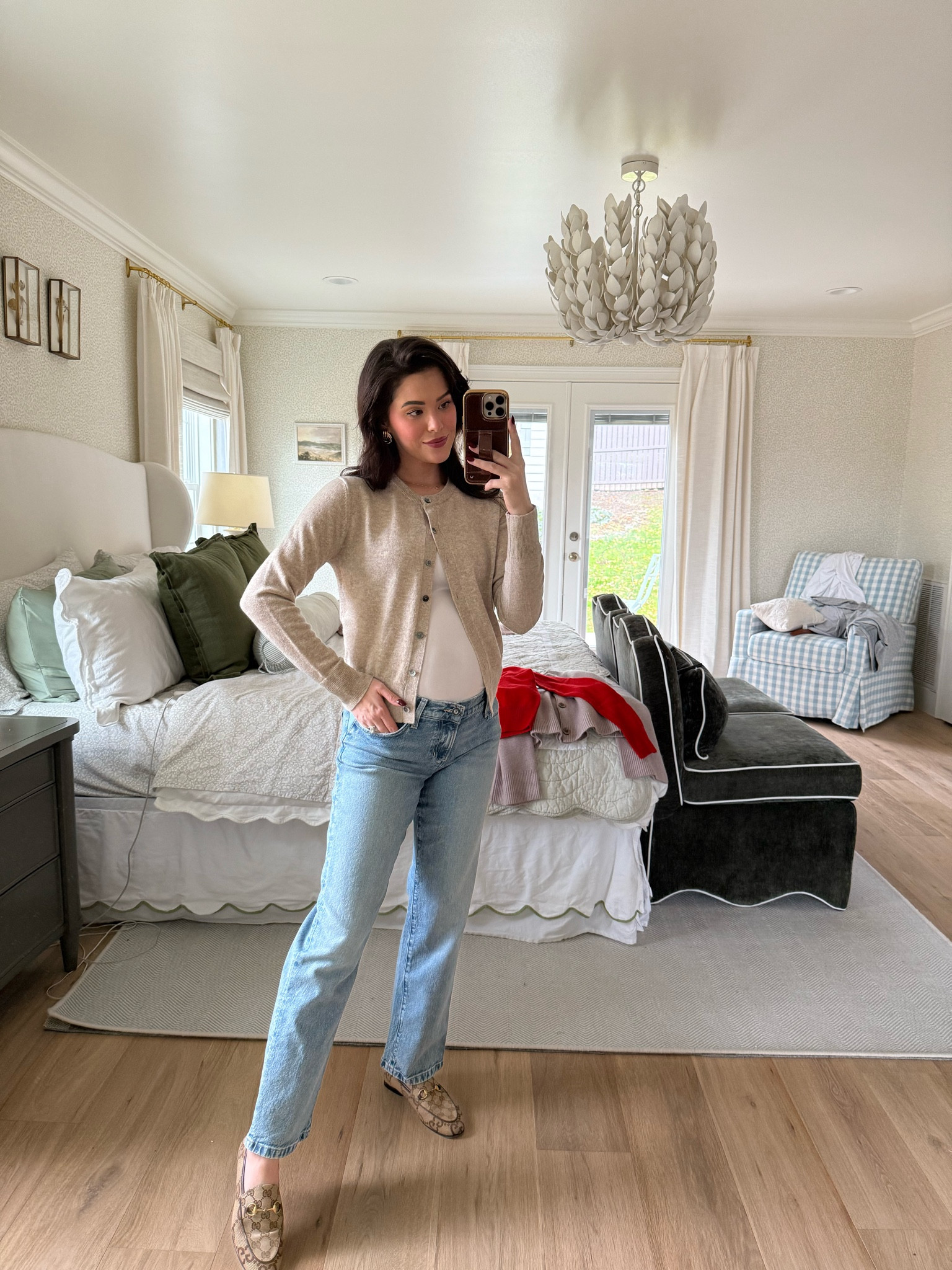 Bump friendly casual outfit / maternity jeans, cashmere cardigan XS, skims tee

Lip stain is shade mauve!

#LTKBump #LTKGiftGuide #LTKFindsUnder100