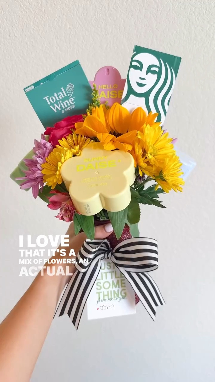 Save for a teacher appreciation gift idea! 🌻

The second I saw these cute scent sprays at Target I knew I needed to turn them into a bouquet 

Just add however many you’d like to dowels & then add them to a flower bouquet (*optional* add on gift cards) 

This would even make a cute birthday gift, coworker gift, feel better gift etc. 

*Comment SUPPLIES to have everything I used sent to your inbox 💌
•
•
•
#giftideas #teacherappreciationday #teacherappreciationgift #teacherappreciationgifts #uniquegift #uniquegiftideas #diy #howto #giftidea #targetfinds