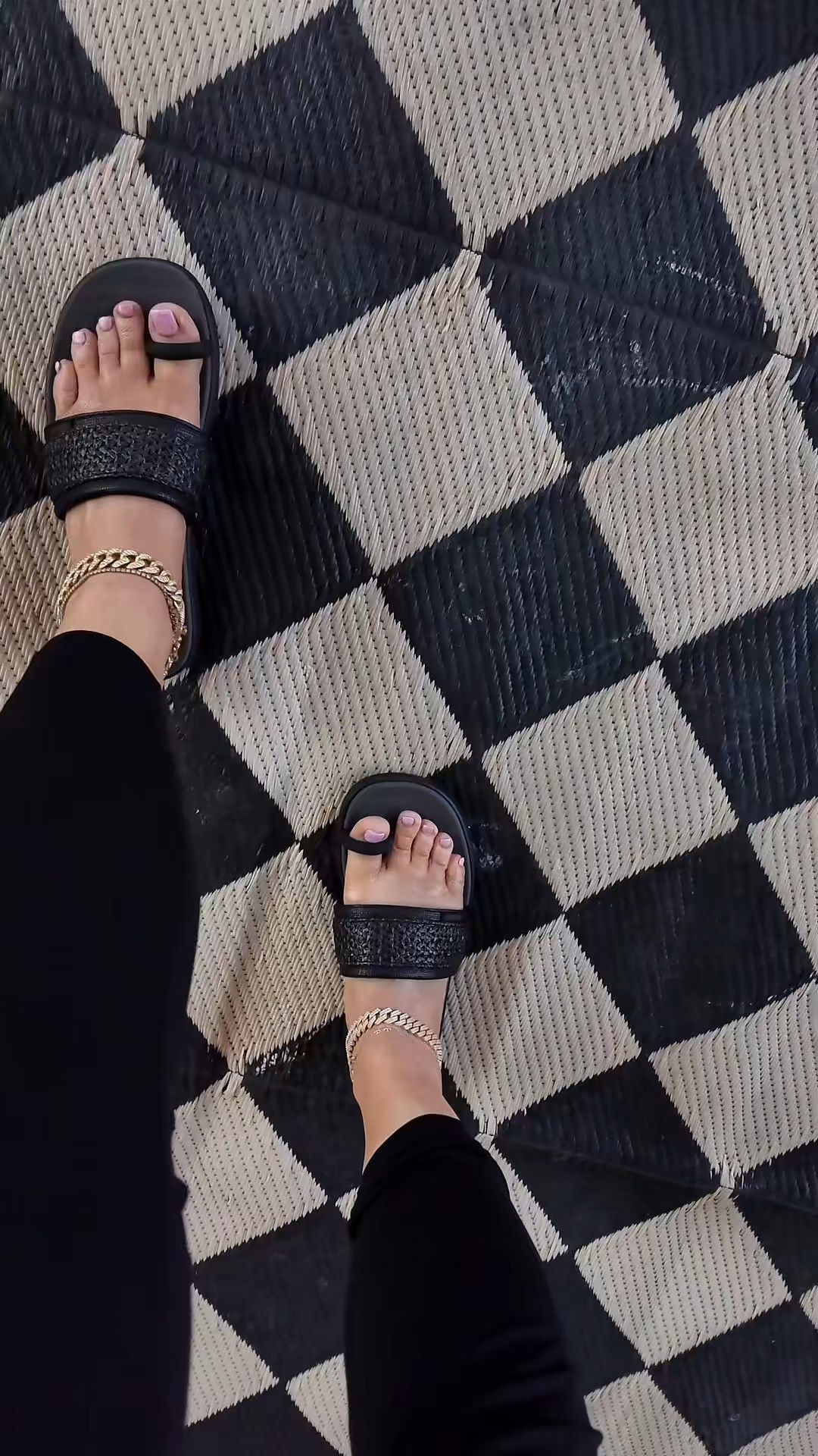 The new Hey Dude Toe loop sandals are so cute and comfy 🖤 #heydude #heydudetoeloopsandals #heydude #heydudesandals #ad @HeyDude  

 #LTKHome #LTKSwim #LTKTravel