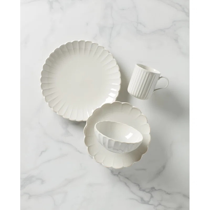 French Perle Scallop White Scallop 4-Piece Place Setting | Wayfair North America