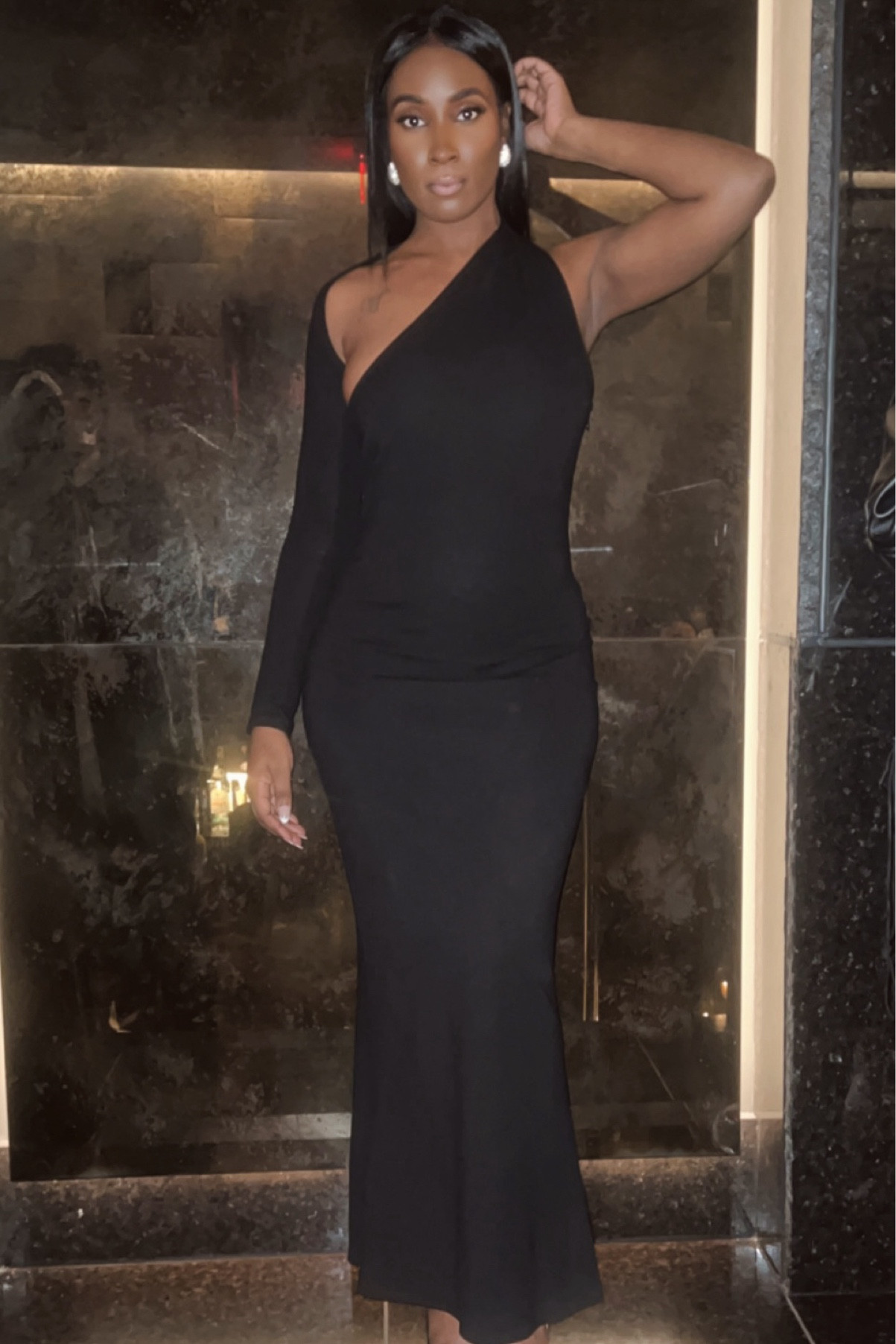 A beautiful and comfortable black dress for a wedding or holiday party 🖤 




#LTKHoliday #LTKSaleAlert #LTKWedding