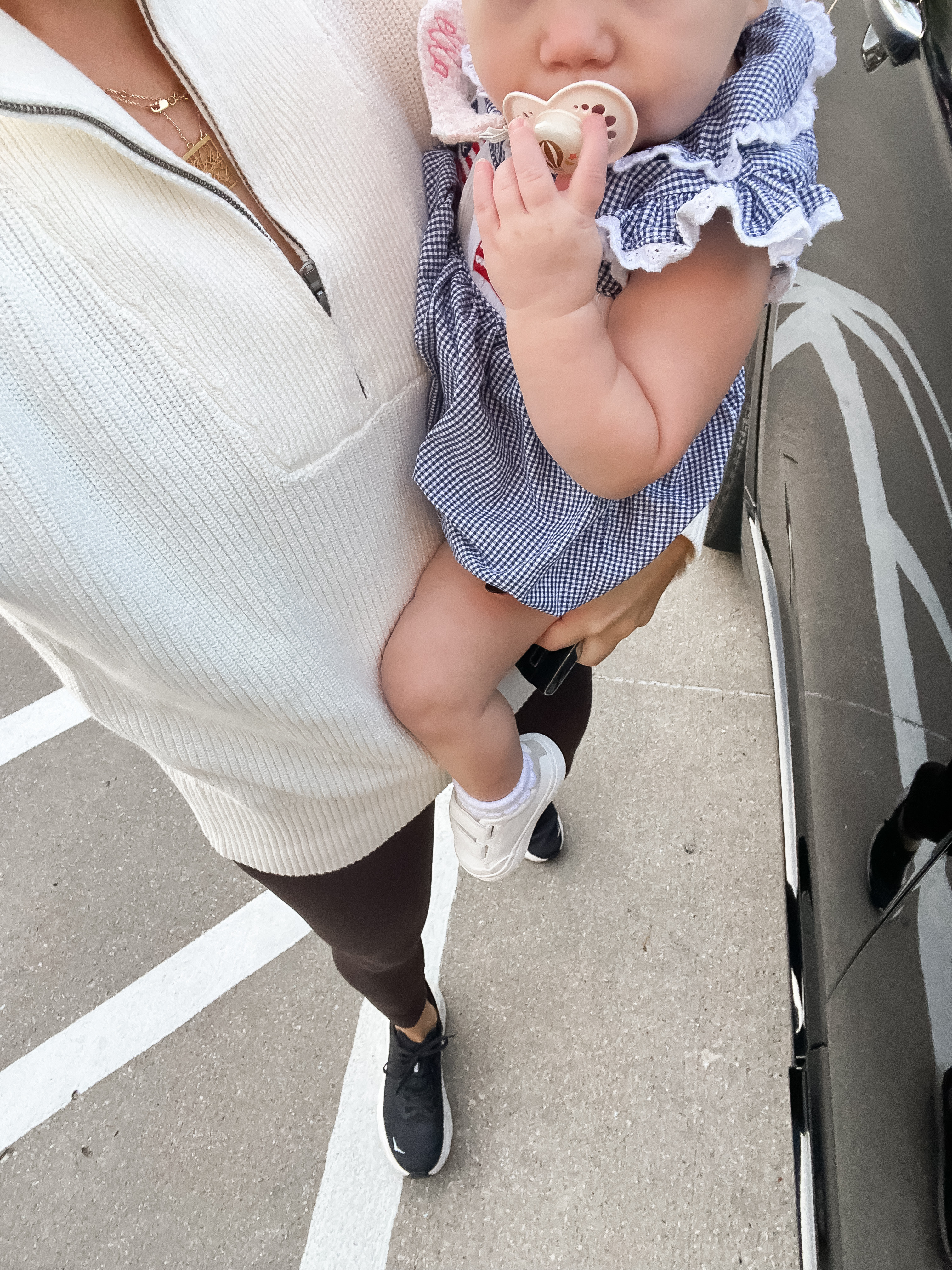 Daily outfit inspiration for the fall! Wore workwear wear for day care drop off this week and the leggings are my favorite fall color!

Sizing:
Leggings - 6
Pullover - small

#LTKStyleTip #LTKSeasonal #LTKActive