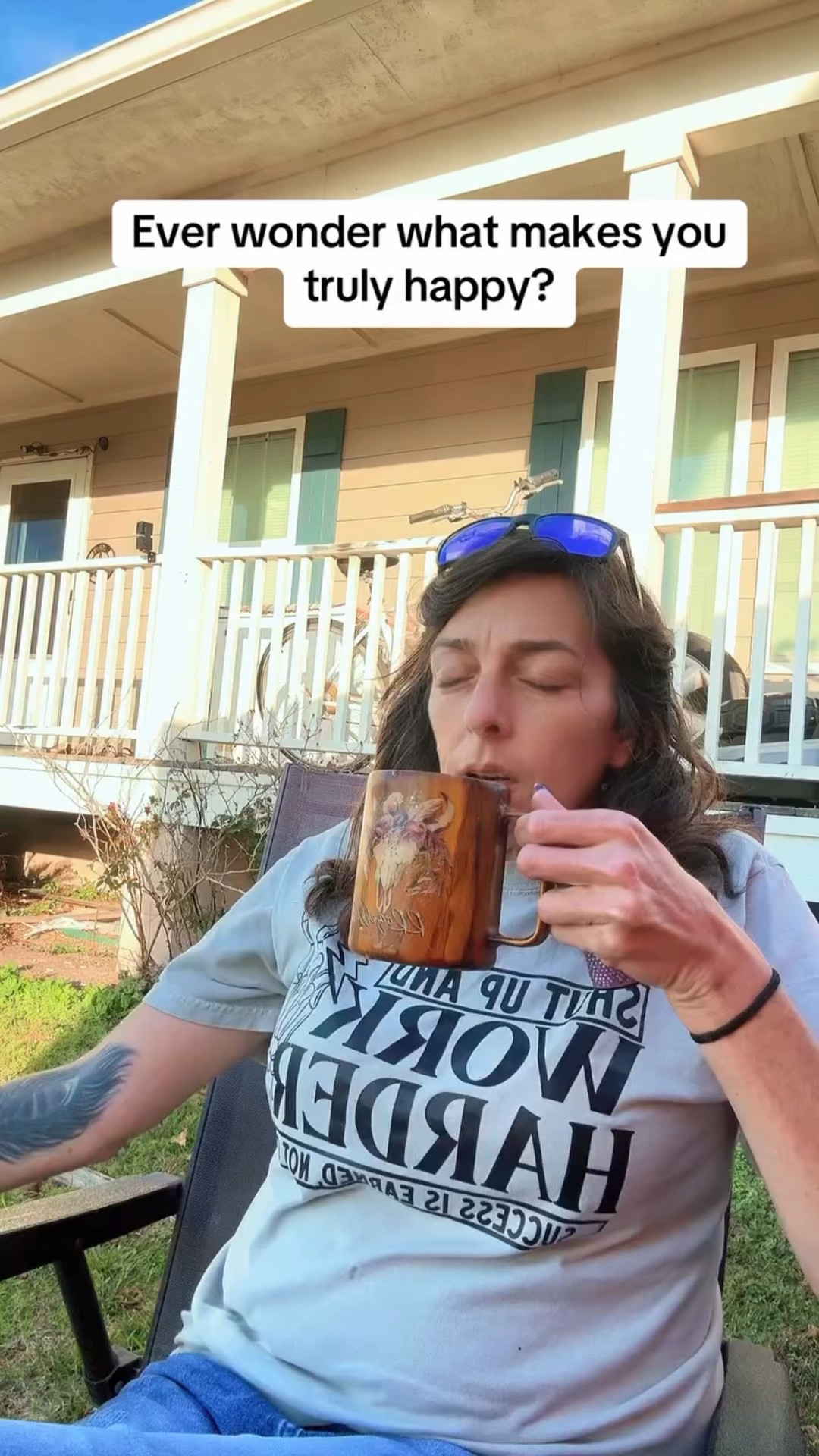 Something about sitting outside with the wind blowing and just relaxing! Even if it’s 15 minutes a day! He’ll 5 minutes! What’s your favorite little joy? Find it if you haven’t, I’m telling you self care is a must💜⬇️
Comment below and spread 
positivity! #rrozellescreations #foulmouthmentor #littlethings #selfcare #positivity