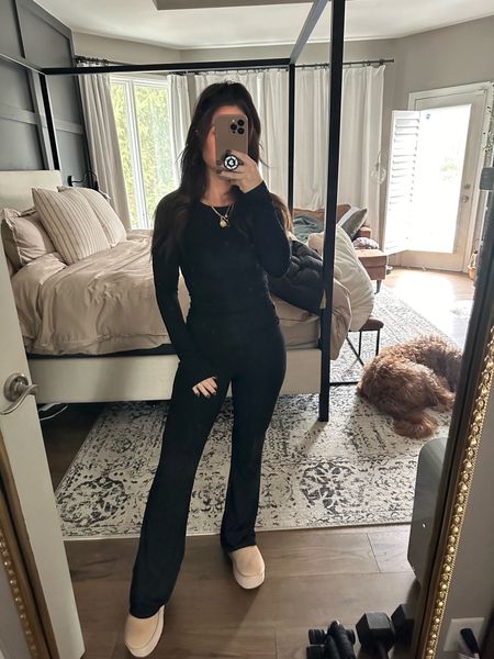 This Amazon set is so chic and so easy to style 

Ootd 
Style tip 
Black set 
Uggs 
Valentine’s Day 

#LTKMostLoved #LTKstyletip #LTKbeauty