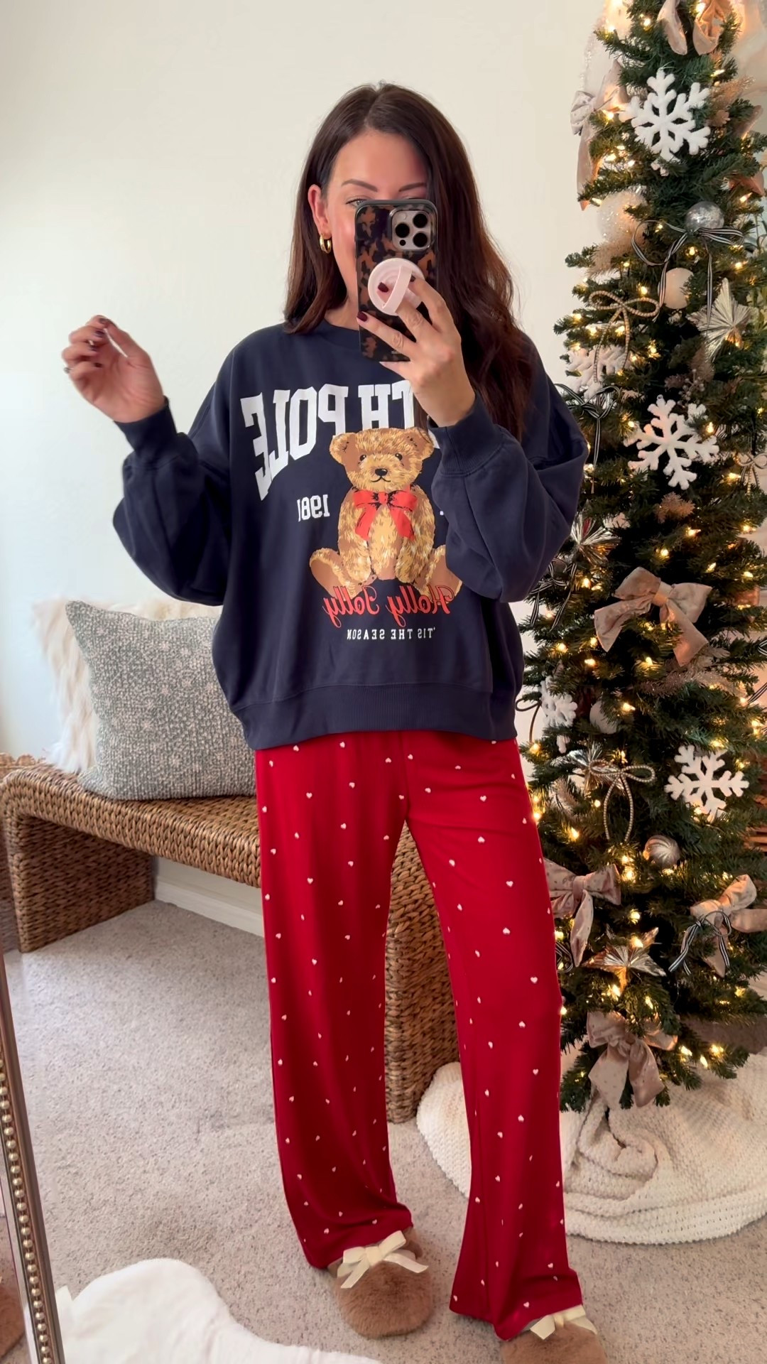 40% off ends tonight!
Xl pullover, runs small! I grabbed one for Kennedy
Pj set in a medium
Slippers only $8👏🏻👏🏻

#LTKSeasonal #LTKGiftGuide #LTKHoliday