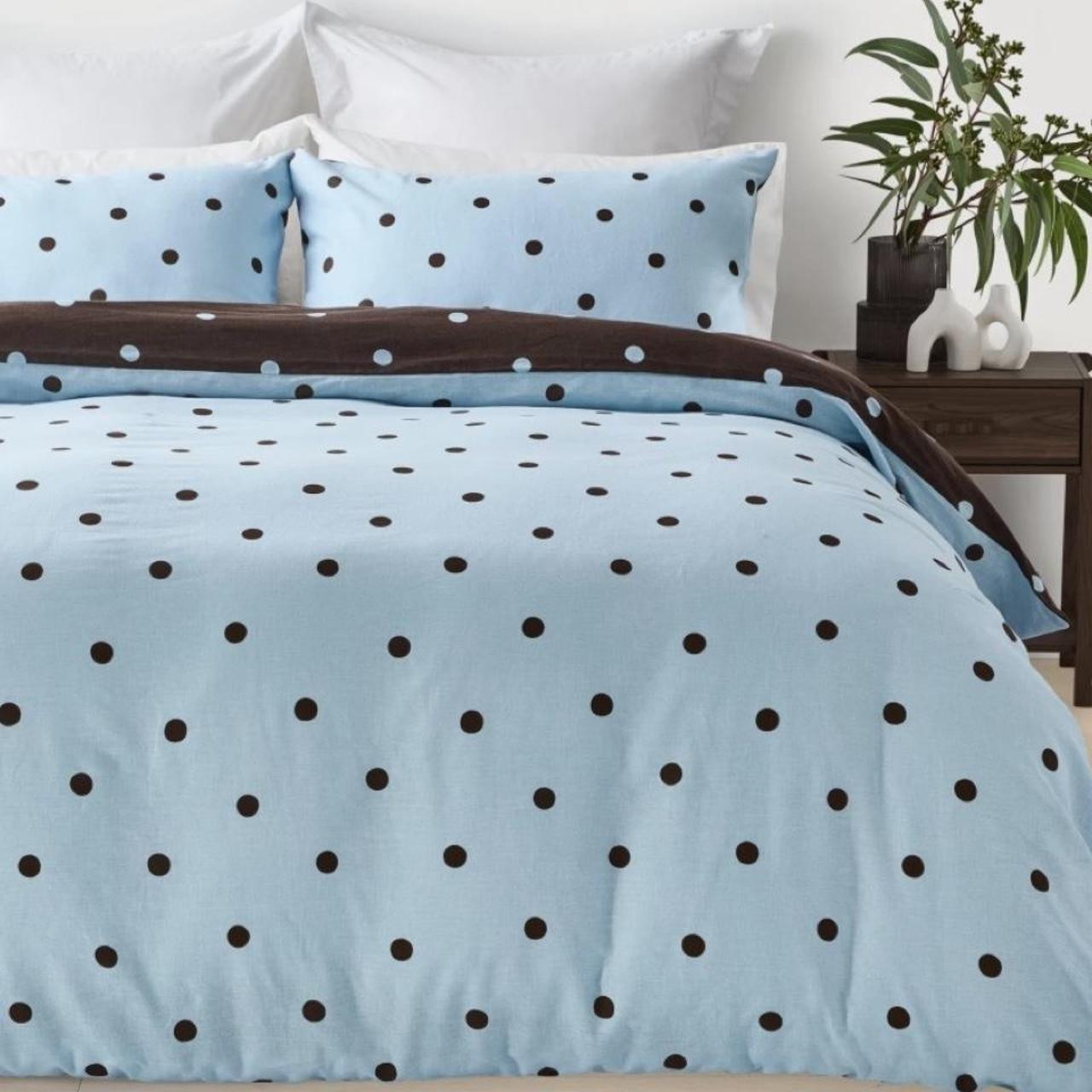 VIRAL KMART KING SIZE Blue and brown polka dot duvet... | Depop | Depop AU