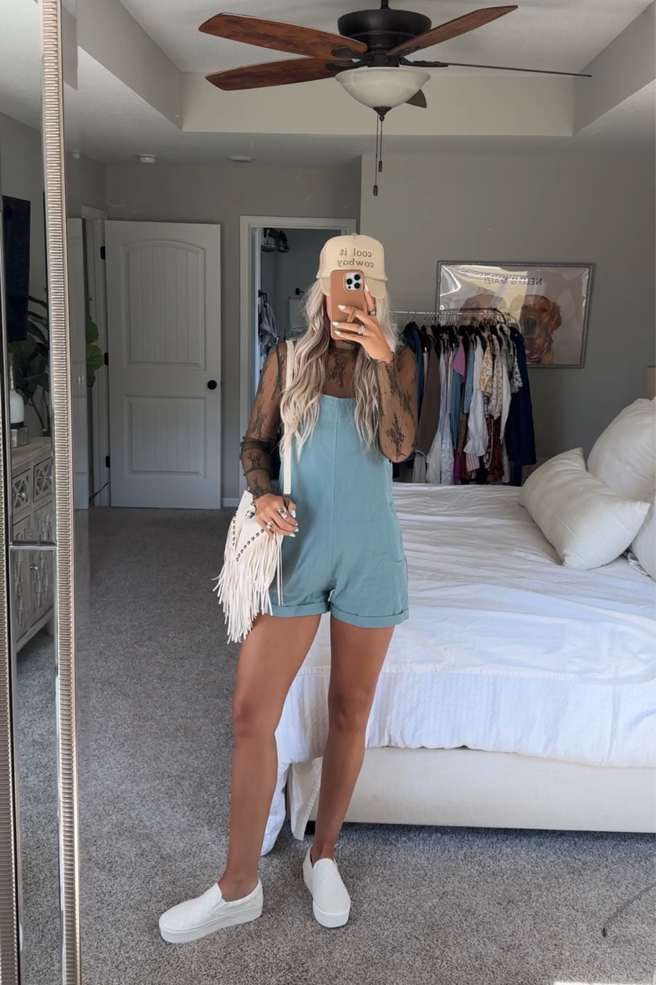 size small in everything! 

#LTKFindsUnder50 #LTKStyleTip #LTKFallSale